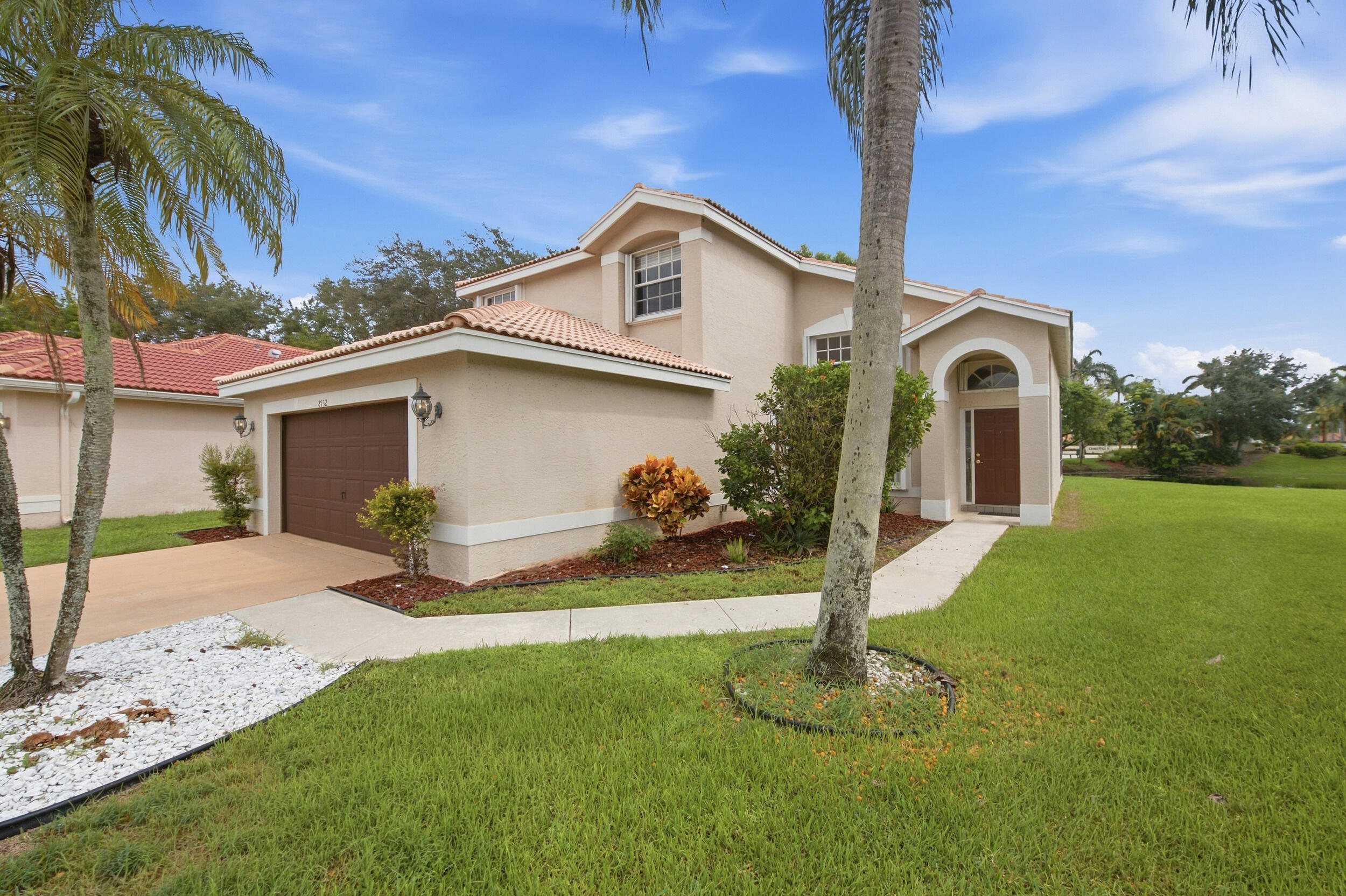 8132 Mystic Harbor Circle Property Photo 5