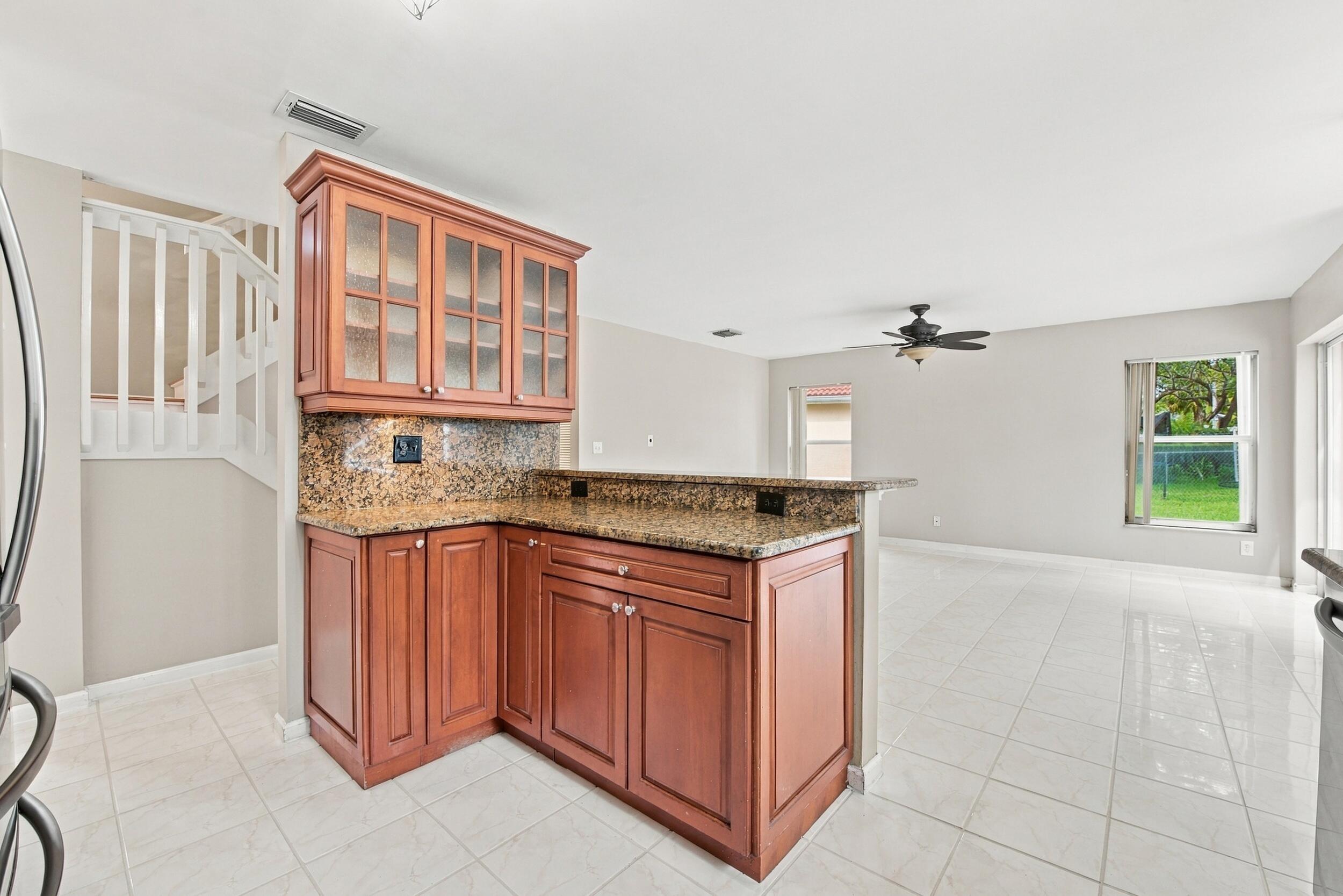 8132 Mystic Harbor Circle Property Photo 12
