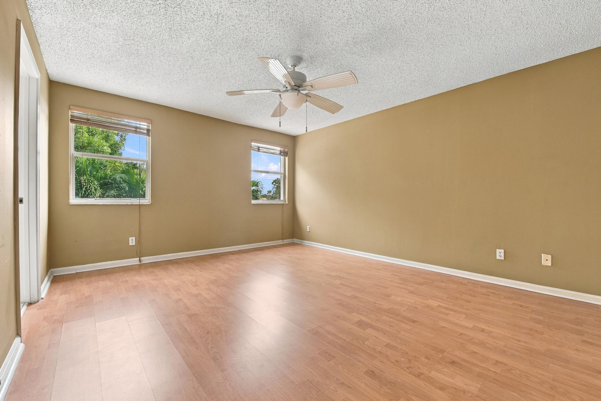 8132 Mystic Harbor Circle Property Photo 17