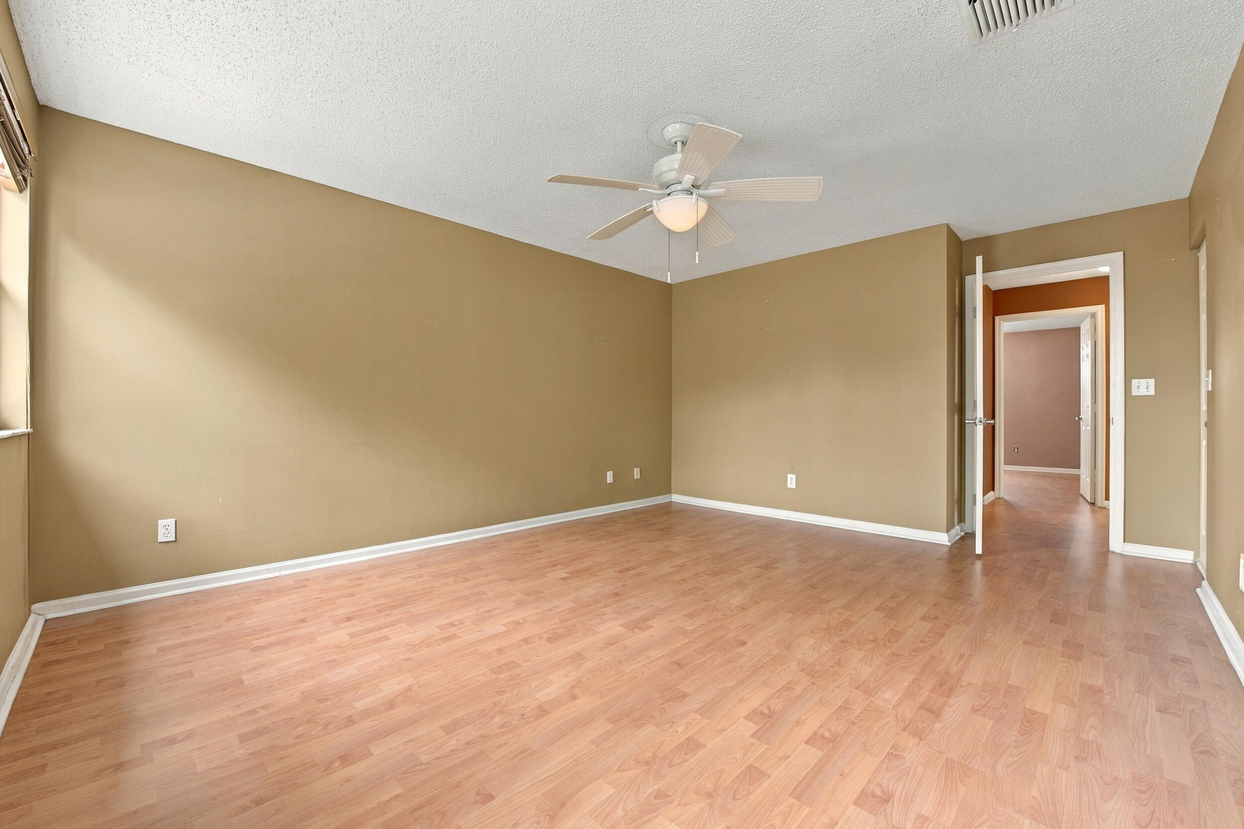 8132 Mystic Harbor Circle Property Photo 18