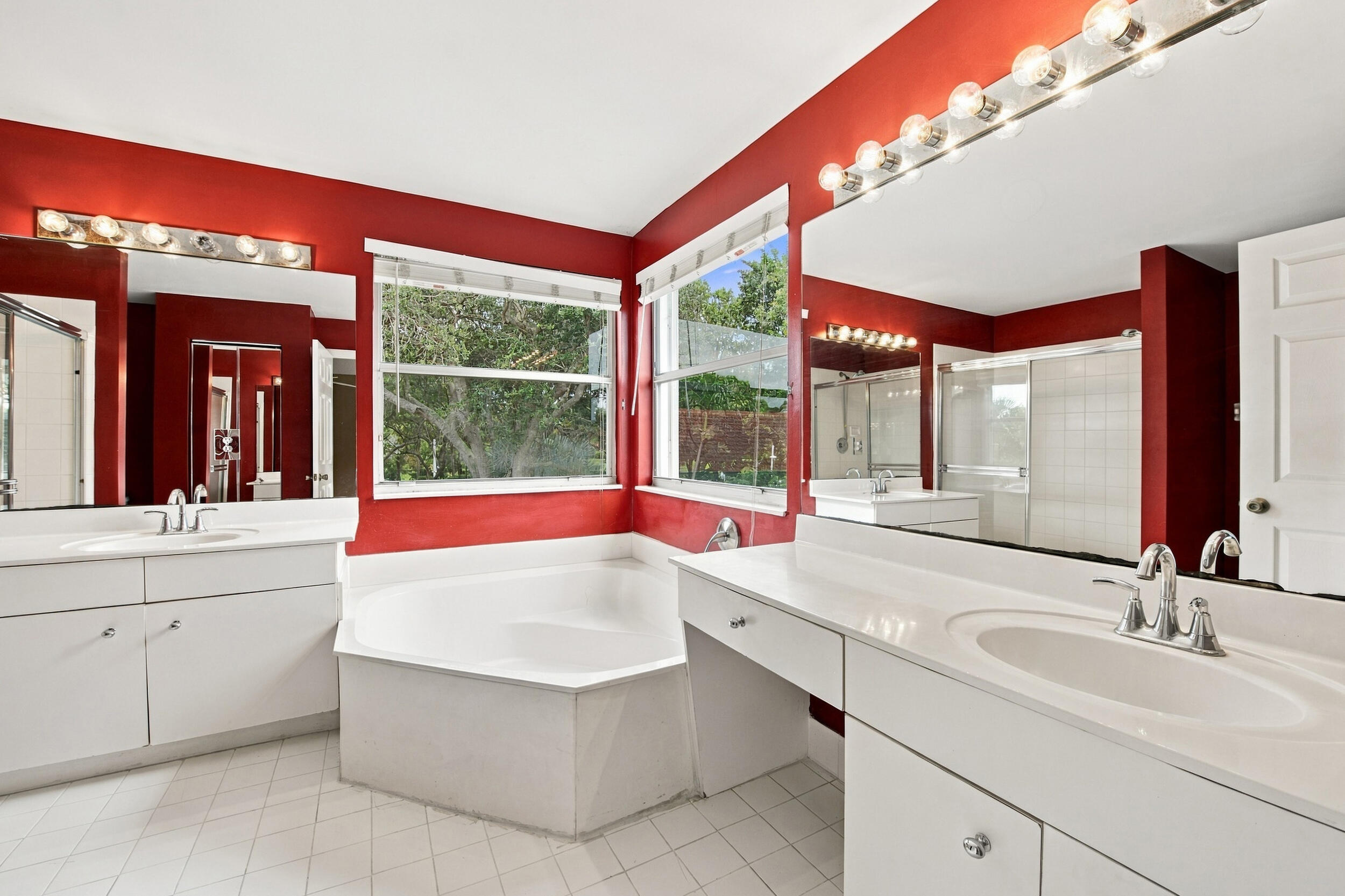 8132 Mystic Harbor Circle Property Photo 21