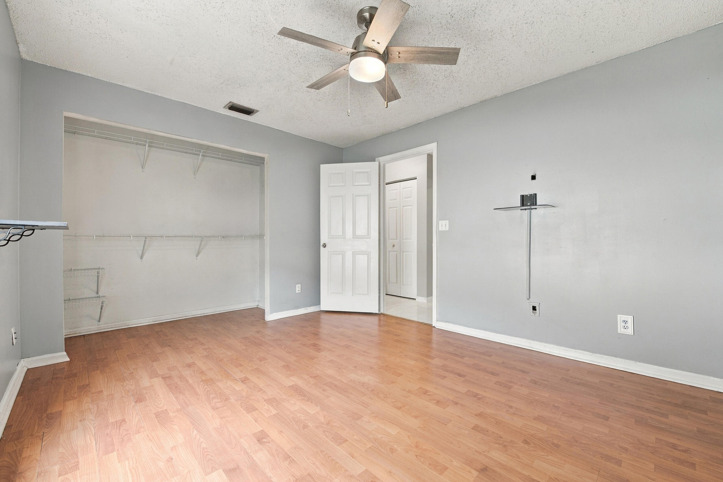 8132 Mystic Harbor Circle Property Photo 28