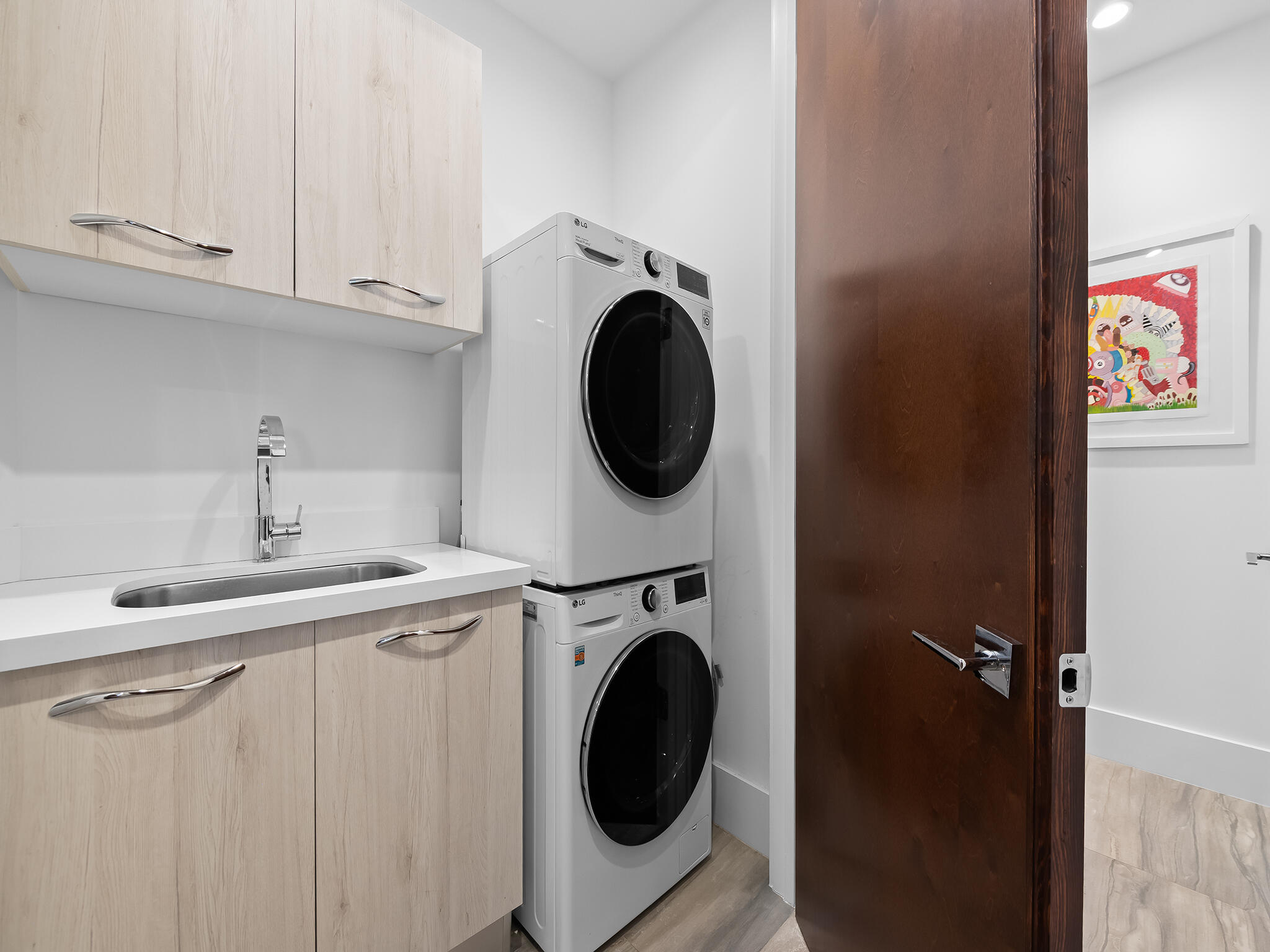 161 Isle Of Venice Drive 204 Property Photo 24
