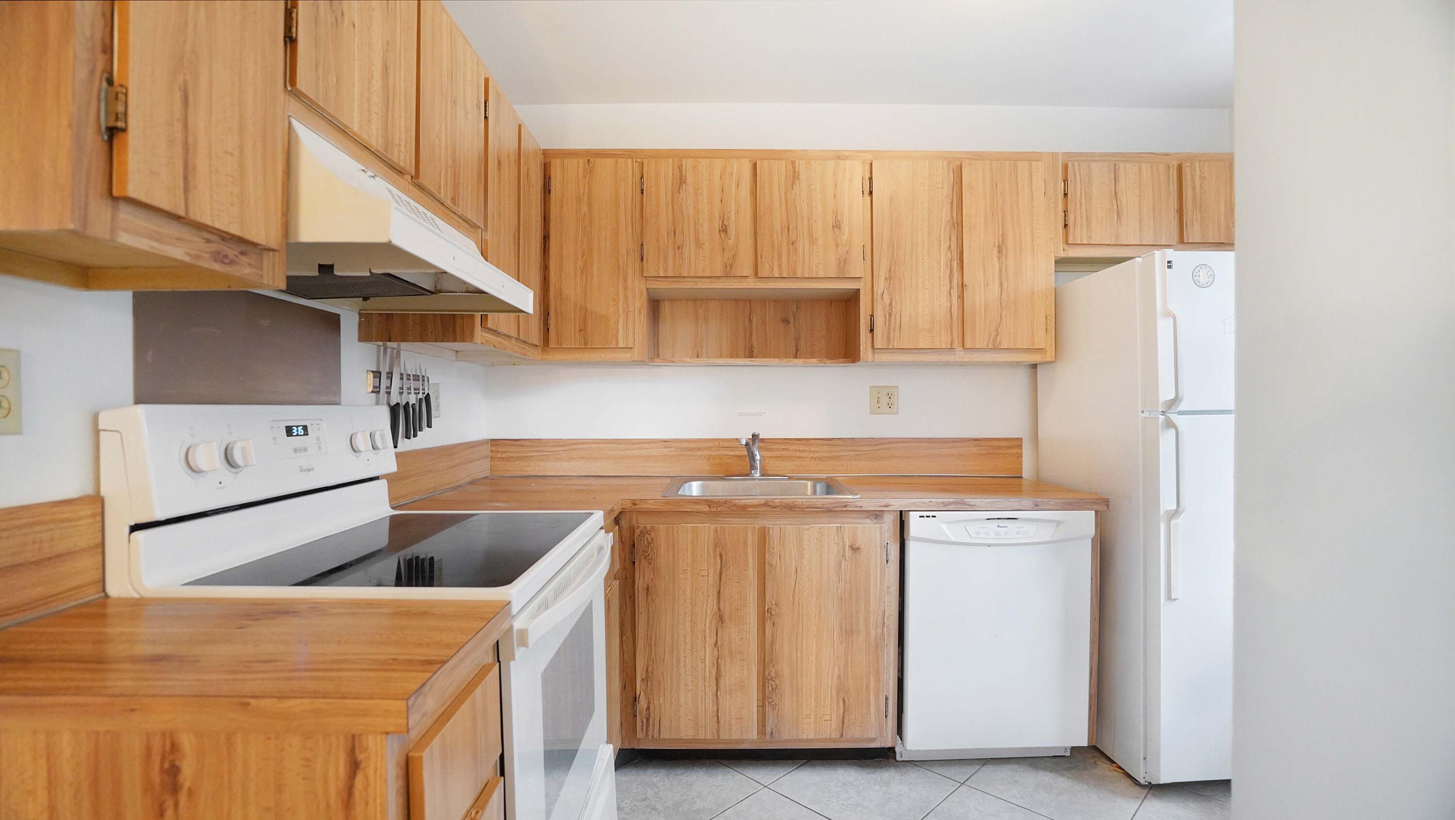 505 Gardens Drive 204 Property Photo 12