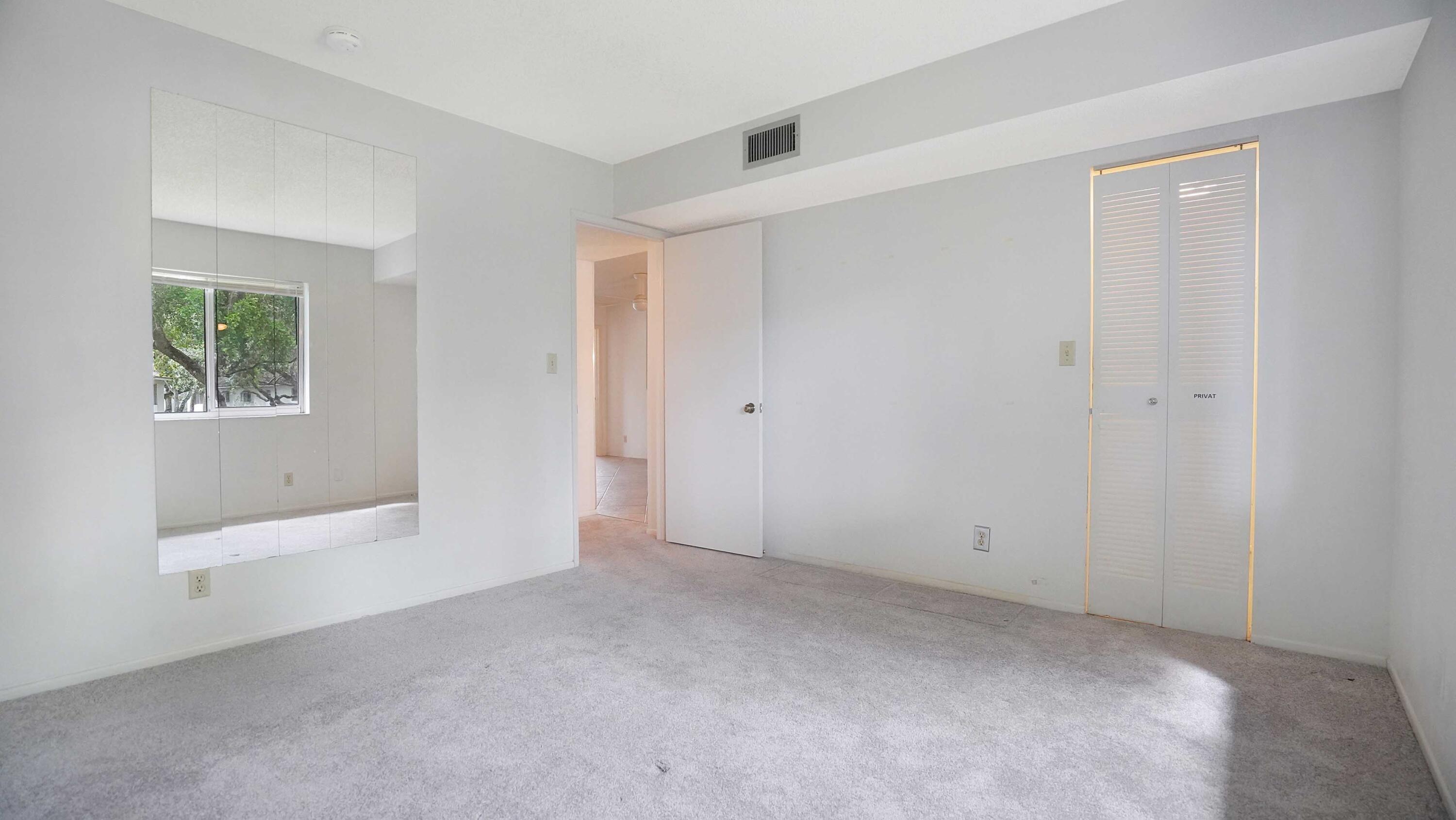 505 Gardens Drive 204 Property Photo 18