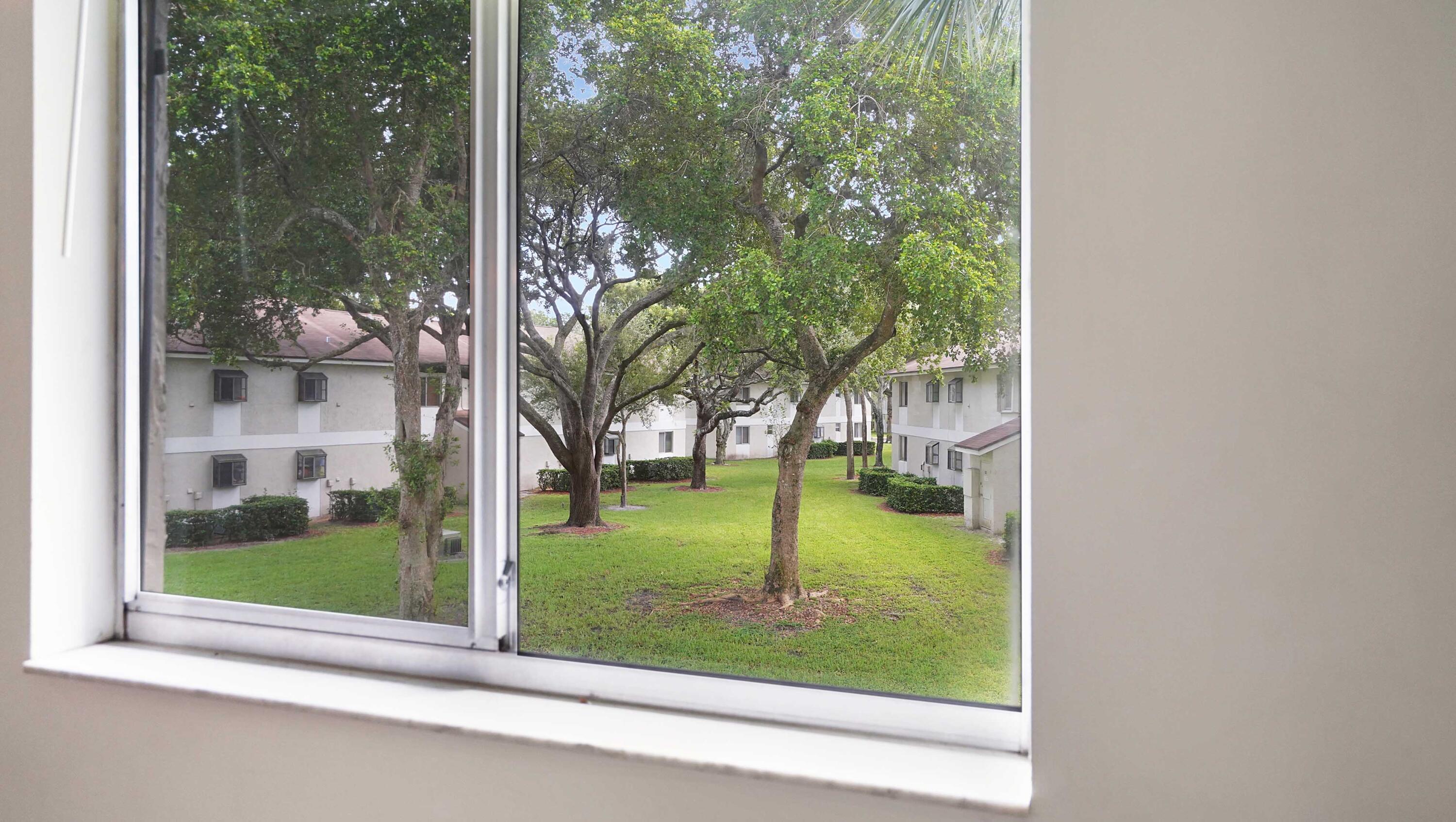505 Gardens Drive 204 Property Photo 19