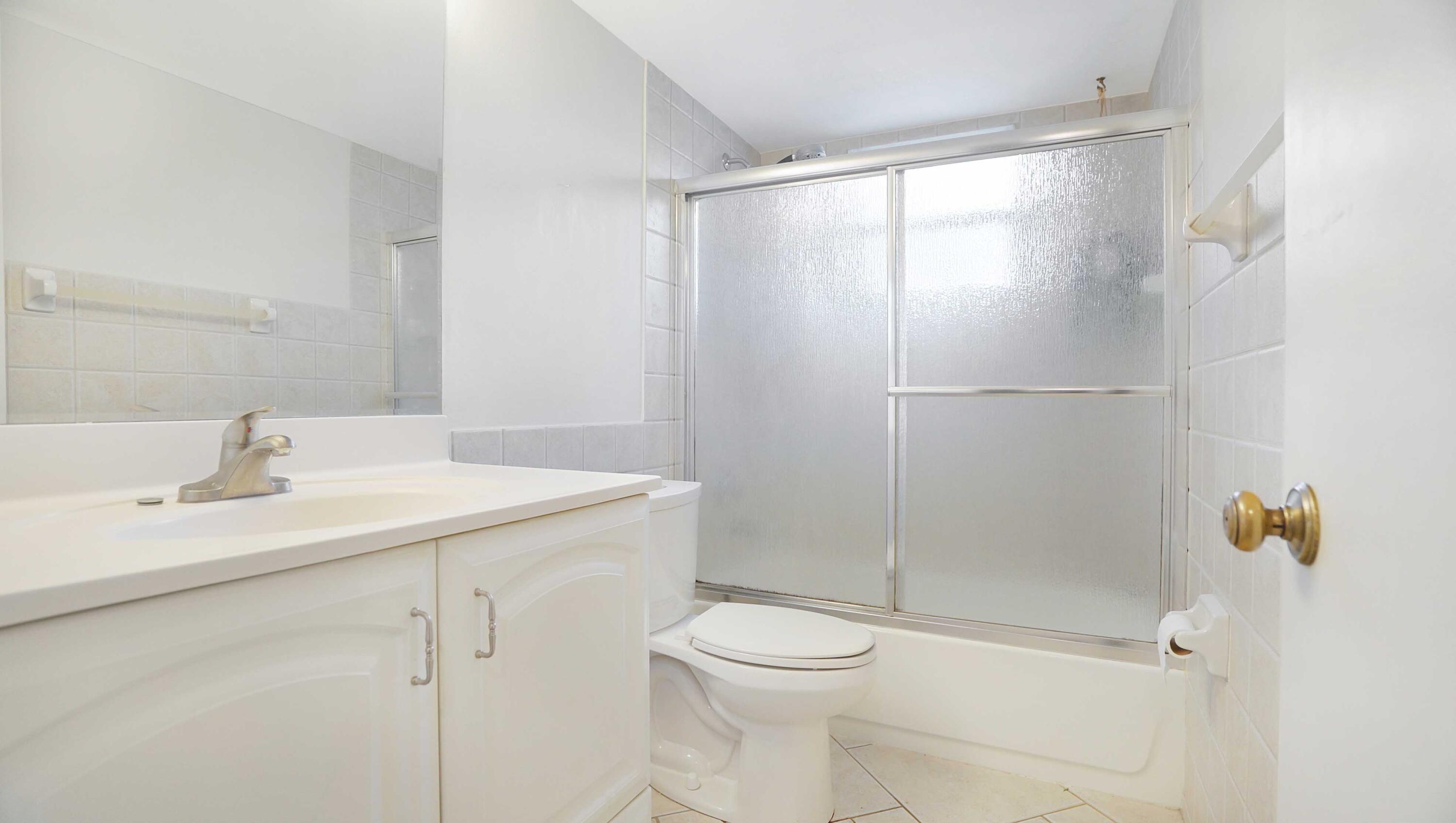 505 Gardens Drive 204 Property Photo 22