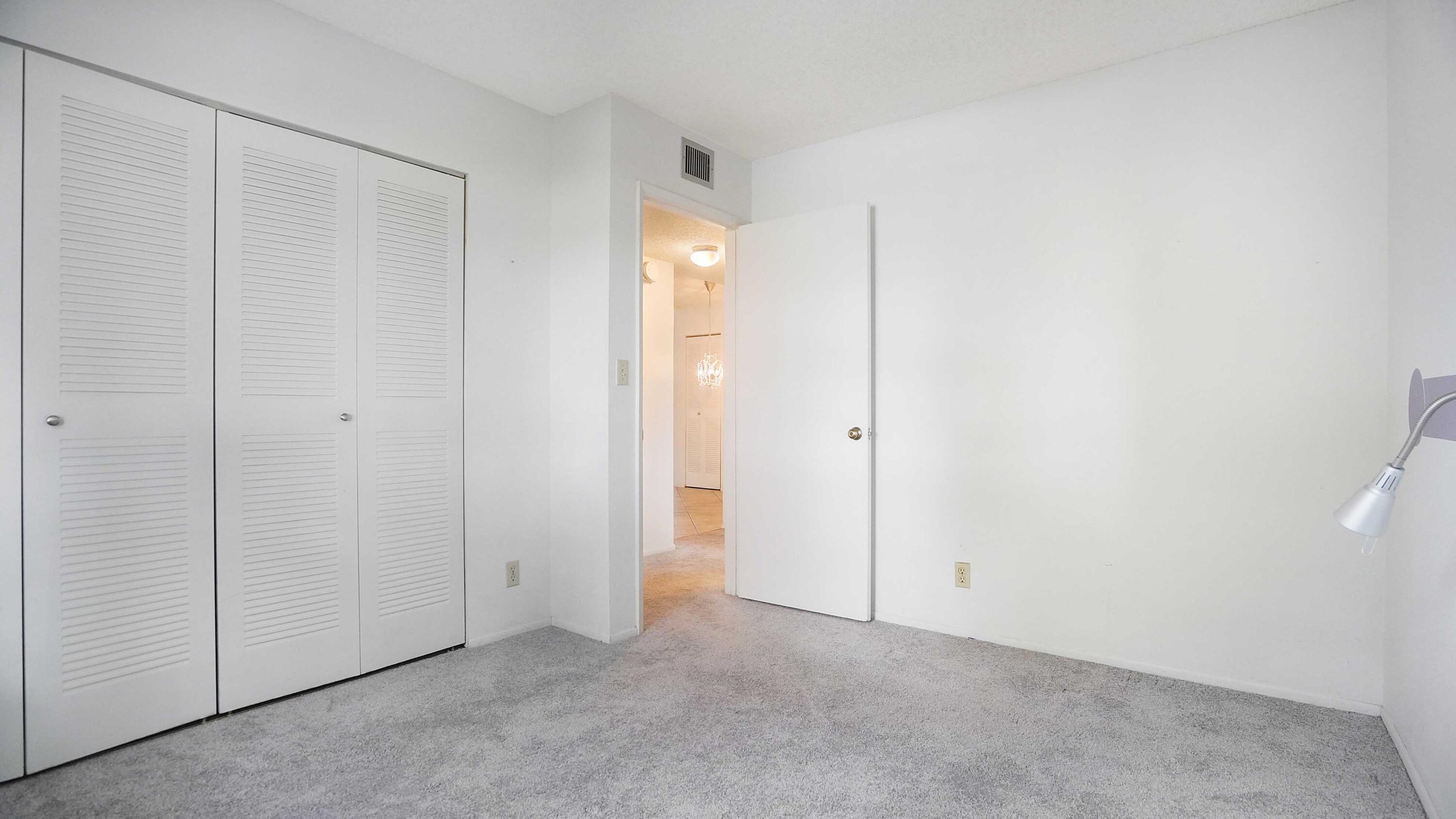 505 Gardens Drive 204 Property Photo 25