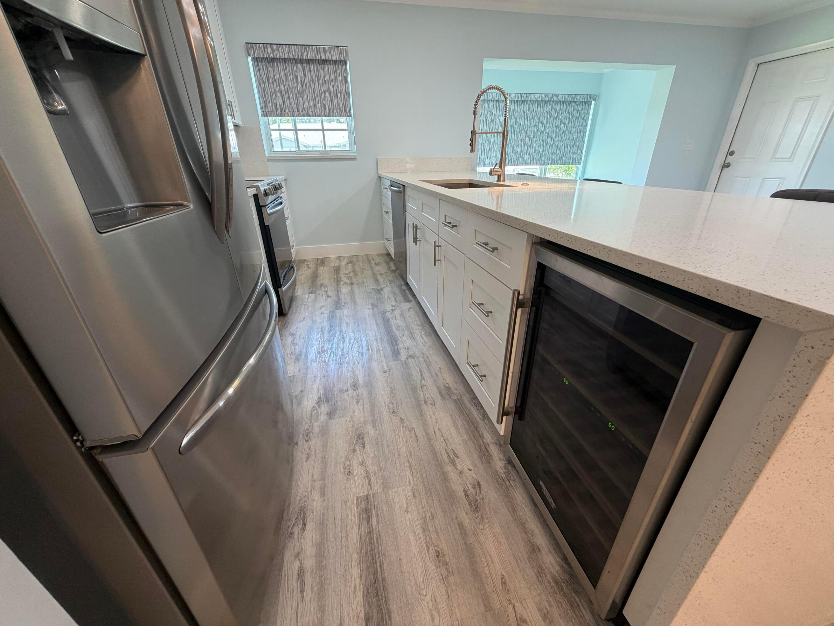 14516 Canalview Drive B Property Photo 4