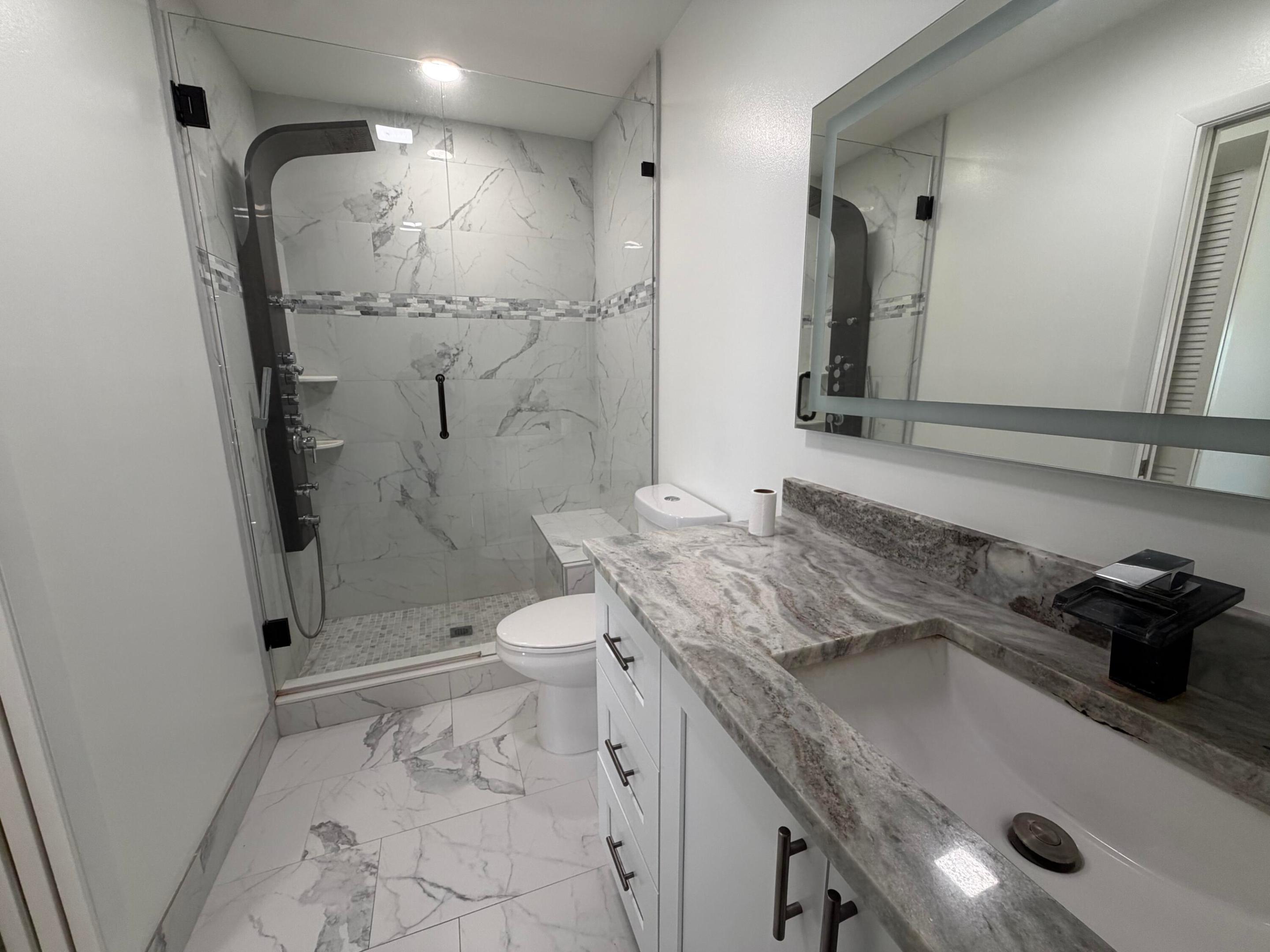 14516 Canalview Drive B Property Photo 11