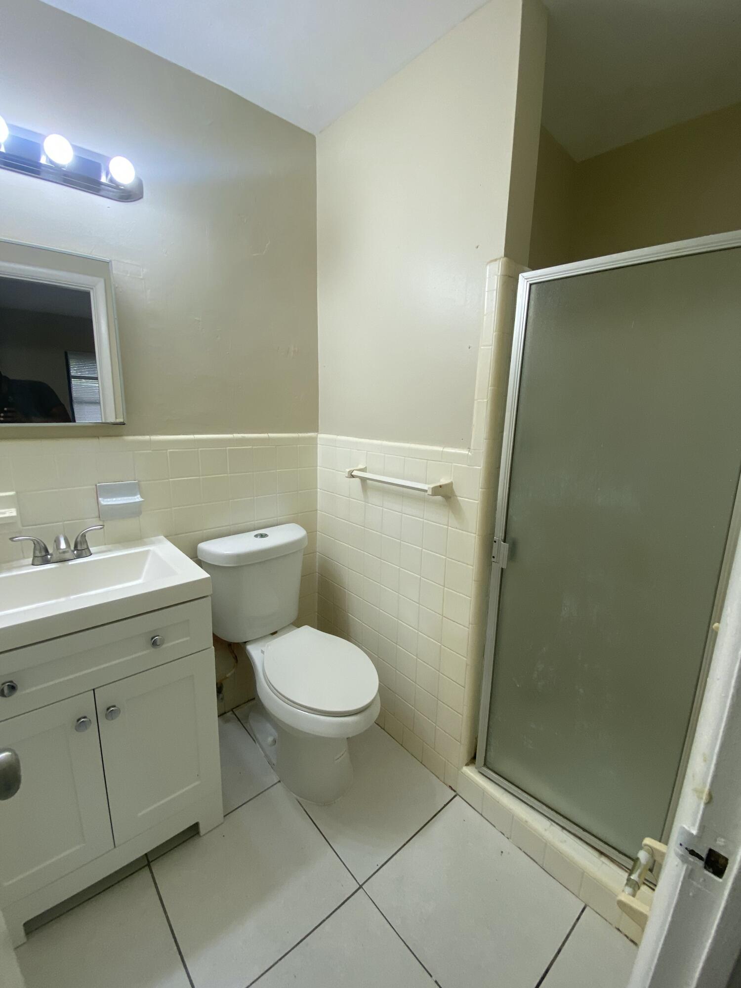 3015 Sw 2nd Street Property Photo 6