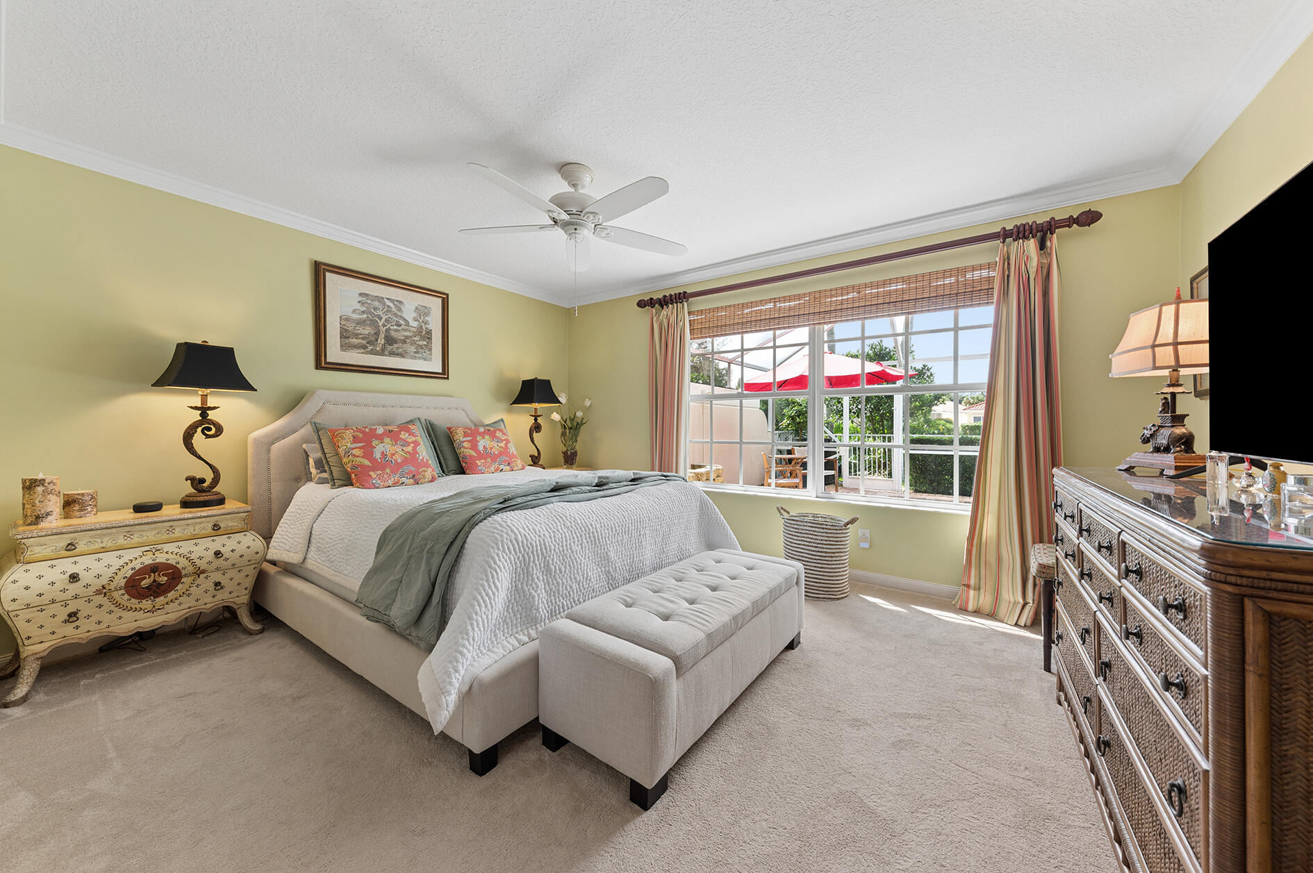 7910 Pine Island Way Property Photo 14