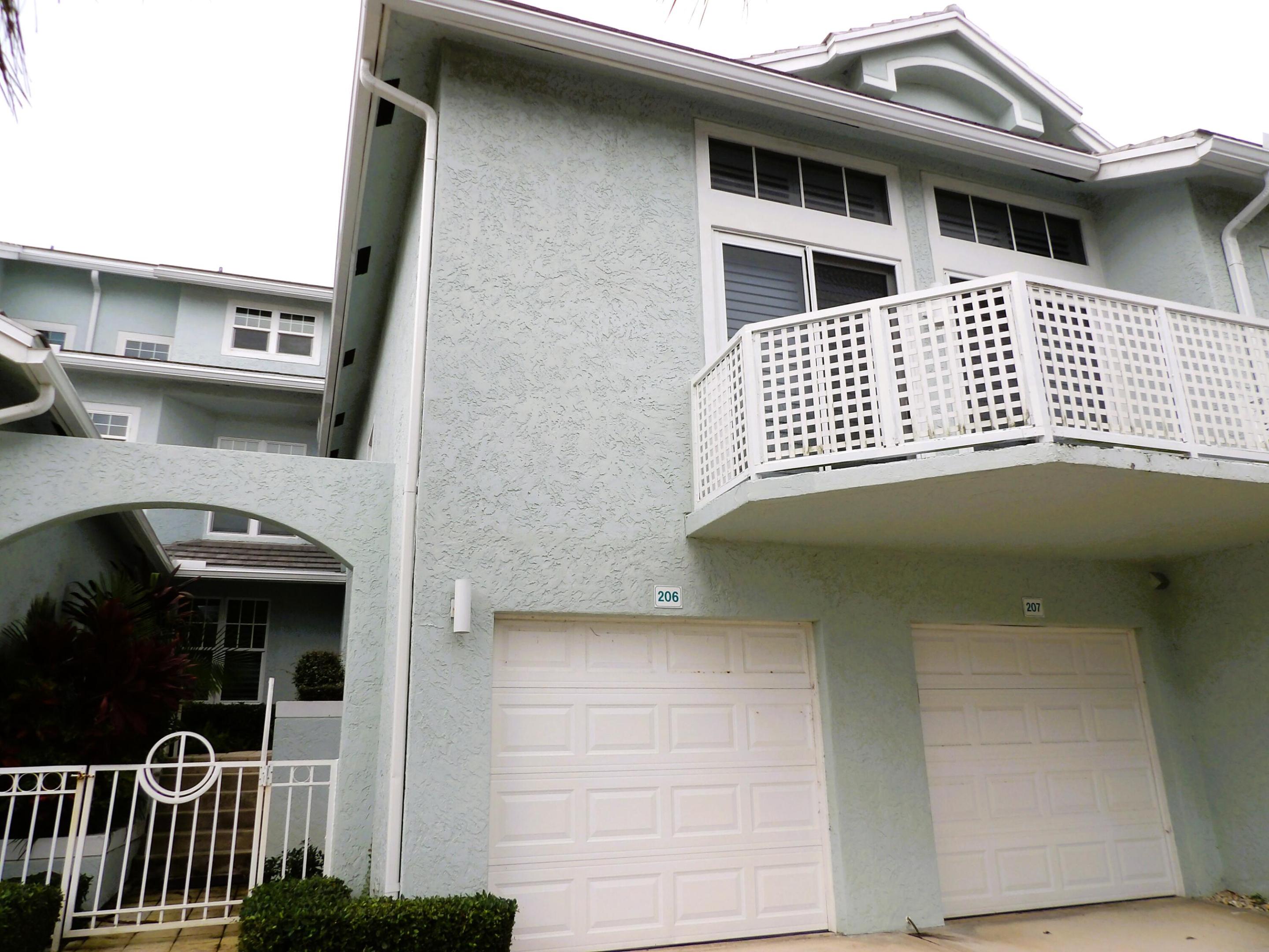 206 Mainsail Circle Property Photo 1