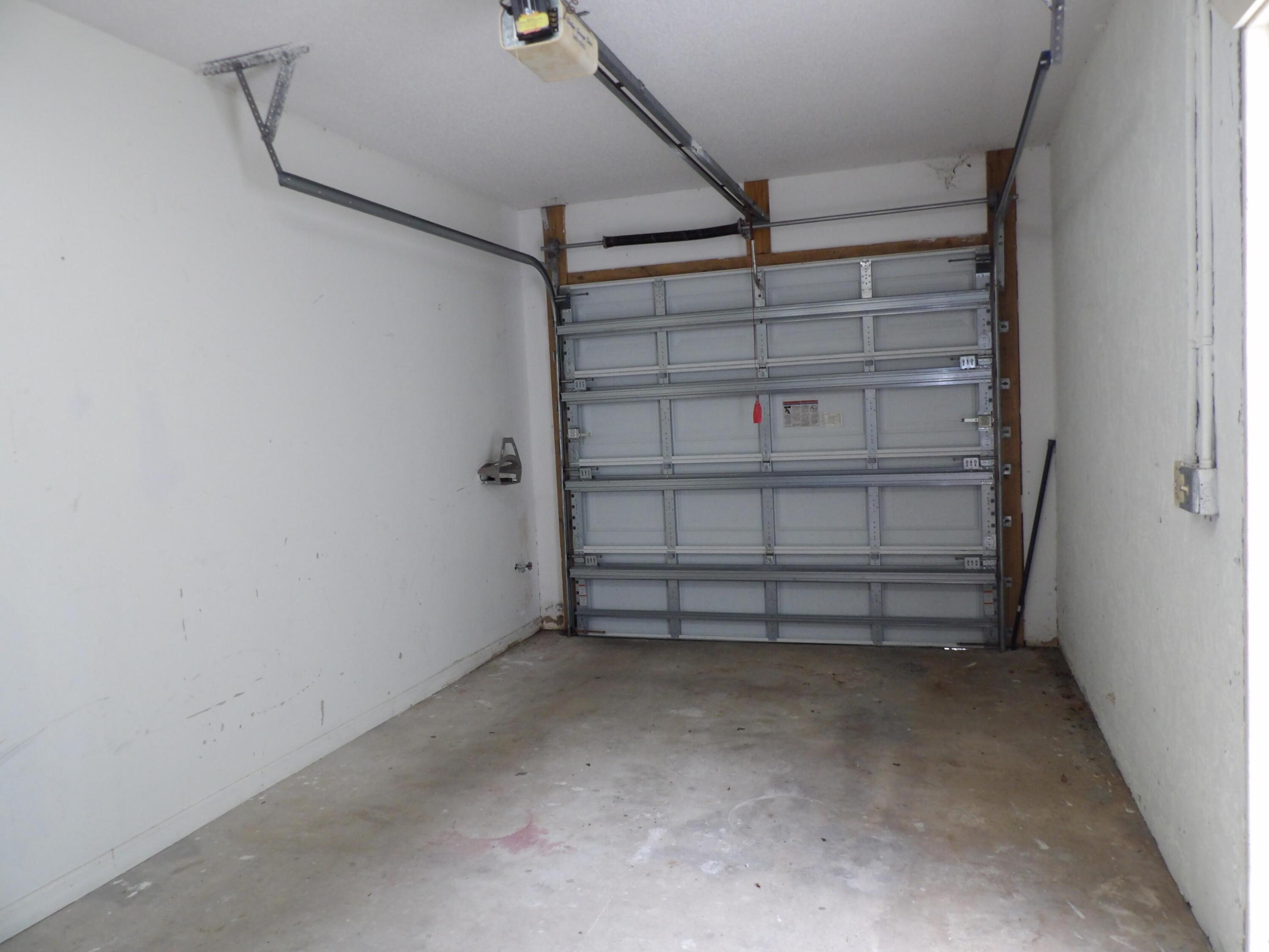 206 Mainsail Circle Property Photo 2