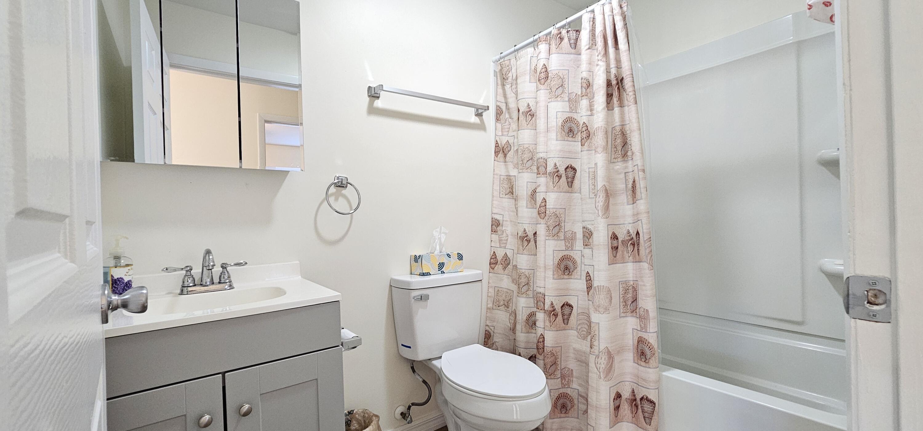 323 Seminole Court Property Photo 10