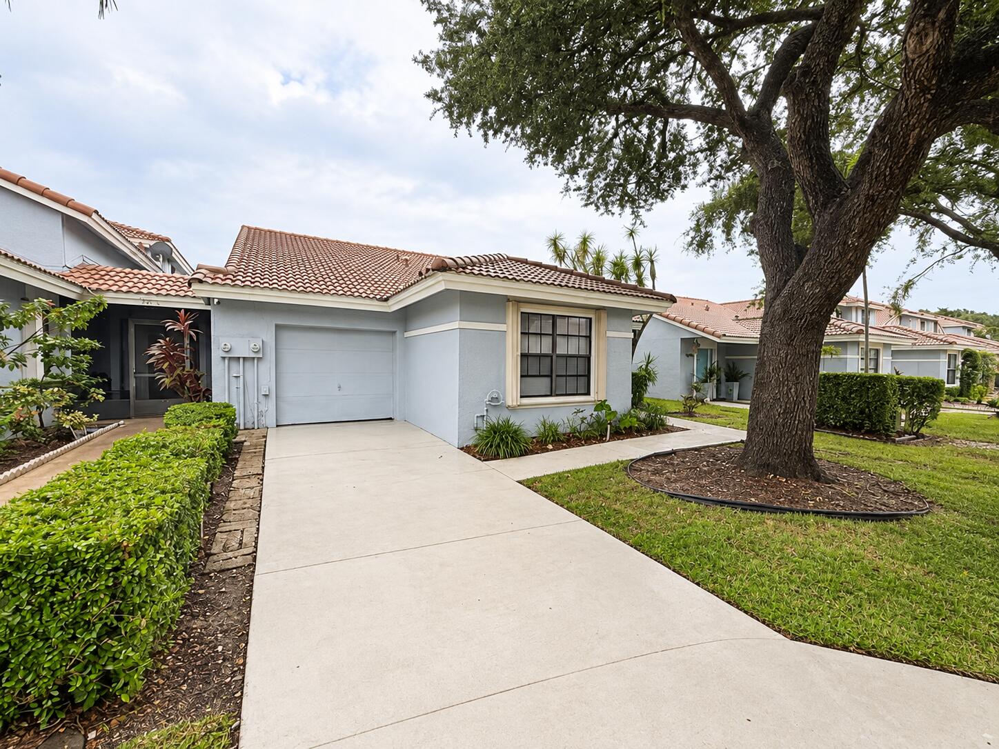 9815 Watermill Circle F Property Photo 1