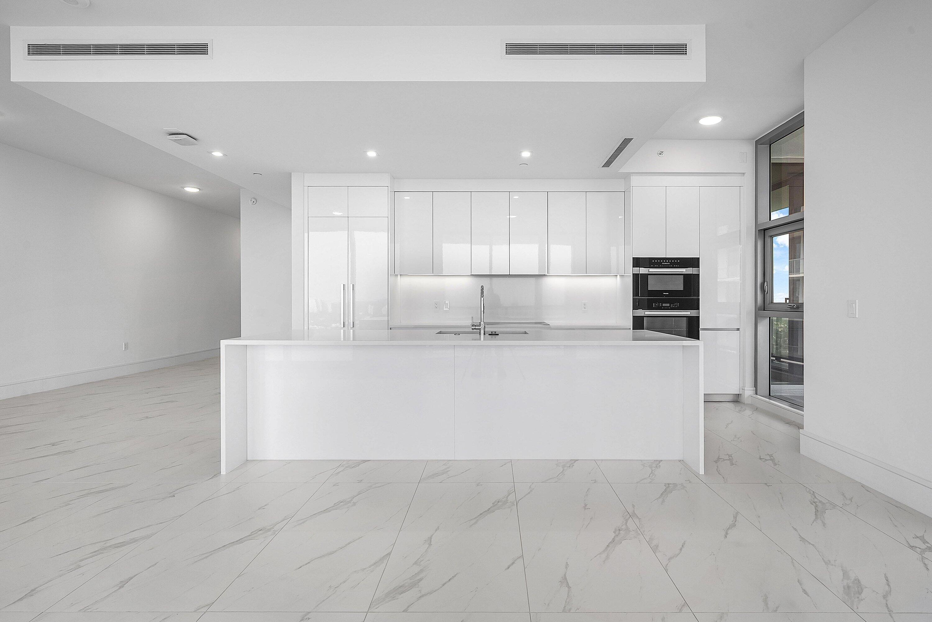 220 Lake Shore Drive 2202 Property Photo 7