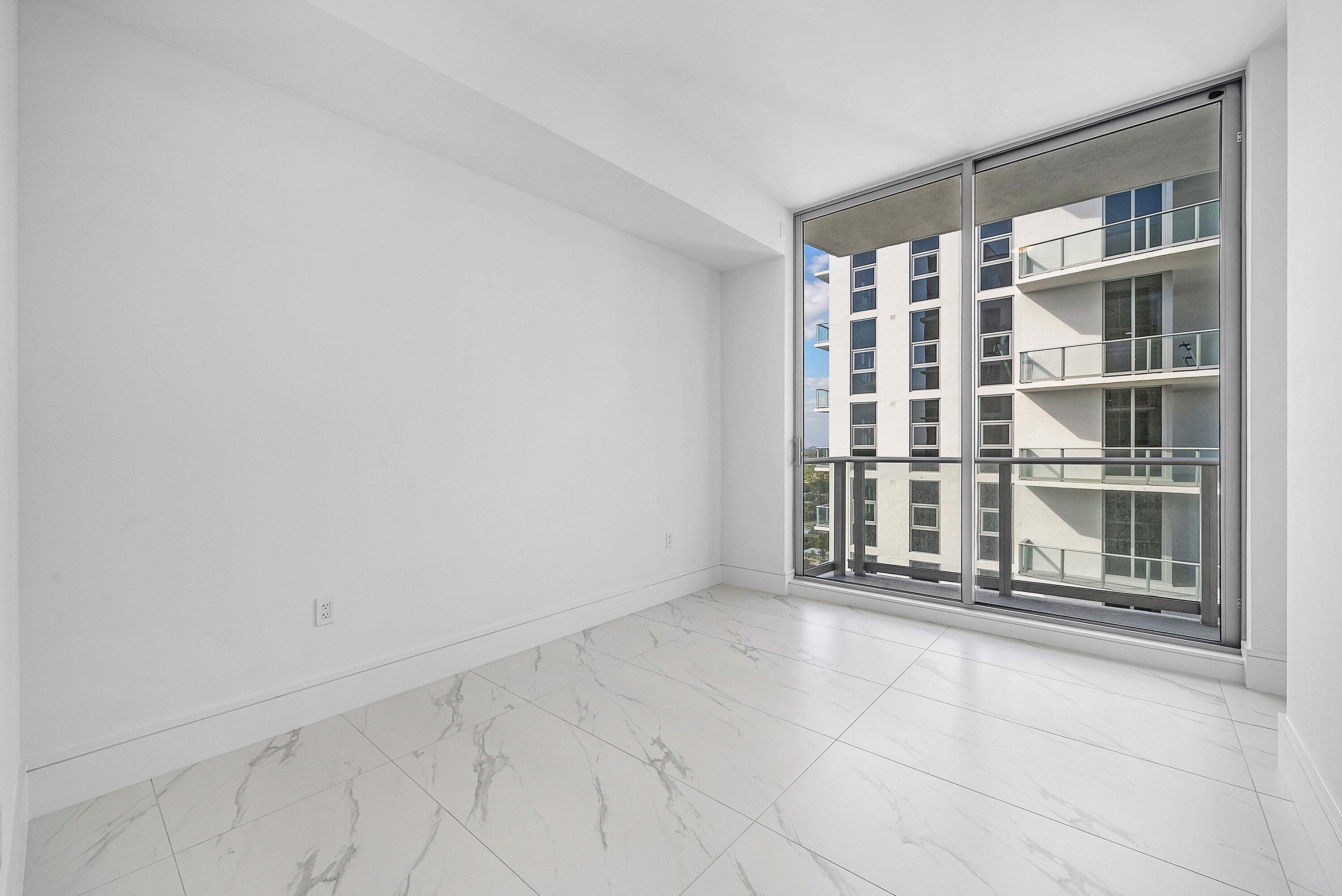 220 Lake Shore Drive 2202 Property Photo 23