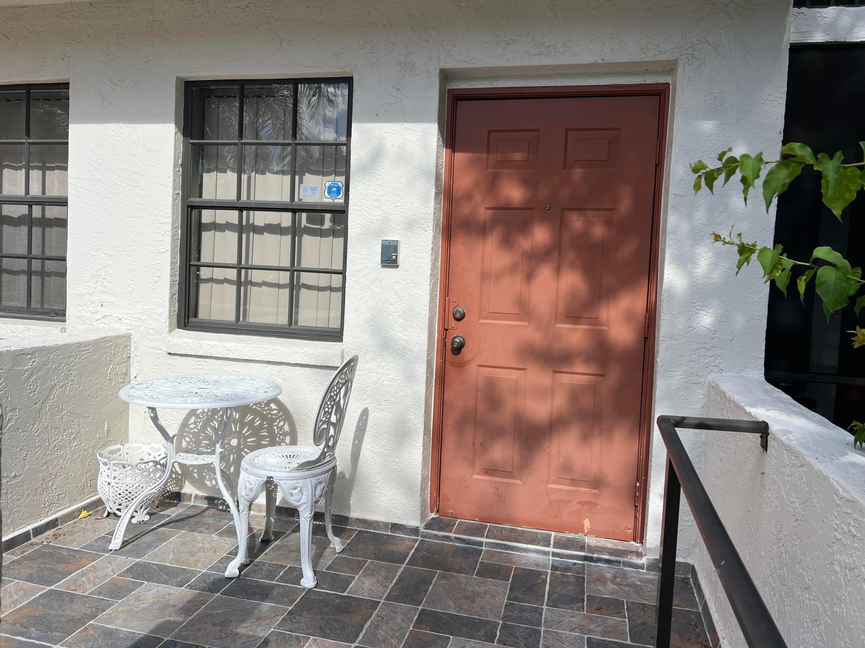 9632 Sills Drive E 204 Property Photo 15