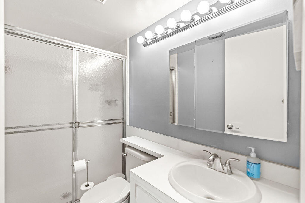 236 Pine Hov Circle D-2 Property Photo 12