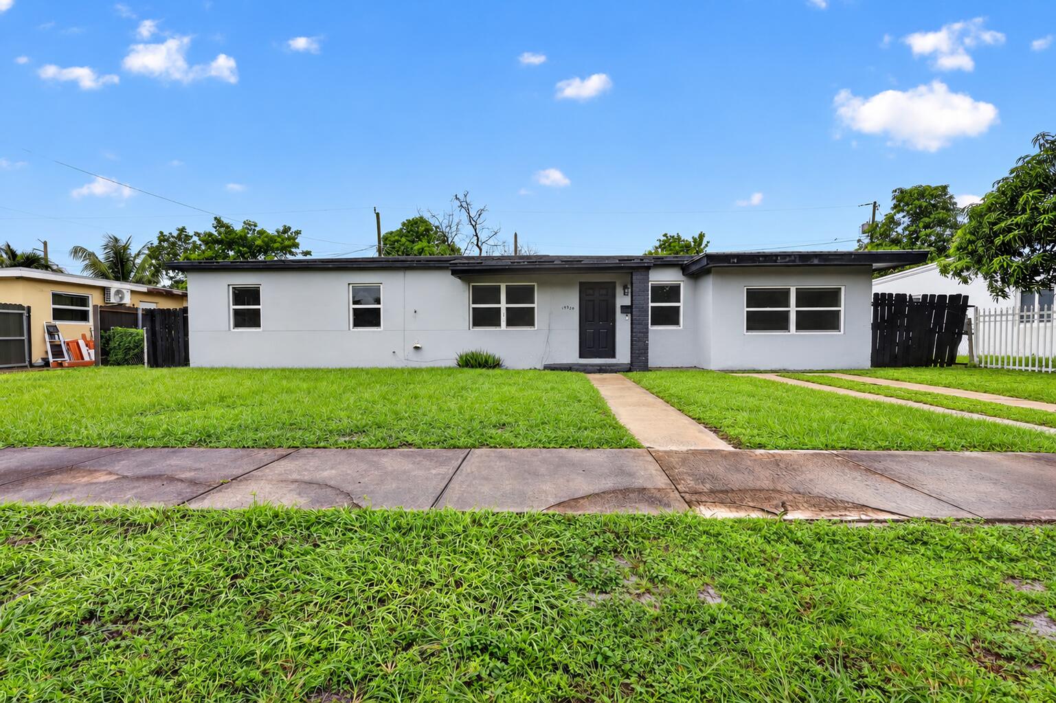 19320 Nw 6th Court Property Photo 1