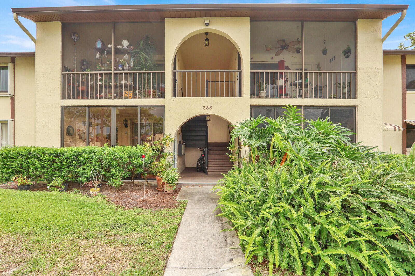 338 Knotty Pine Circle D-1 Property Photo 2