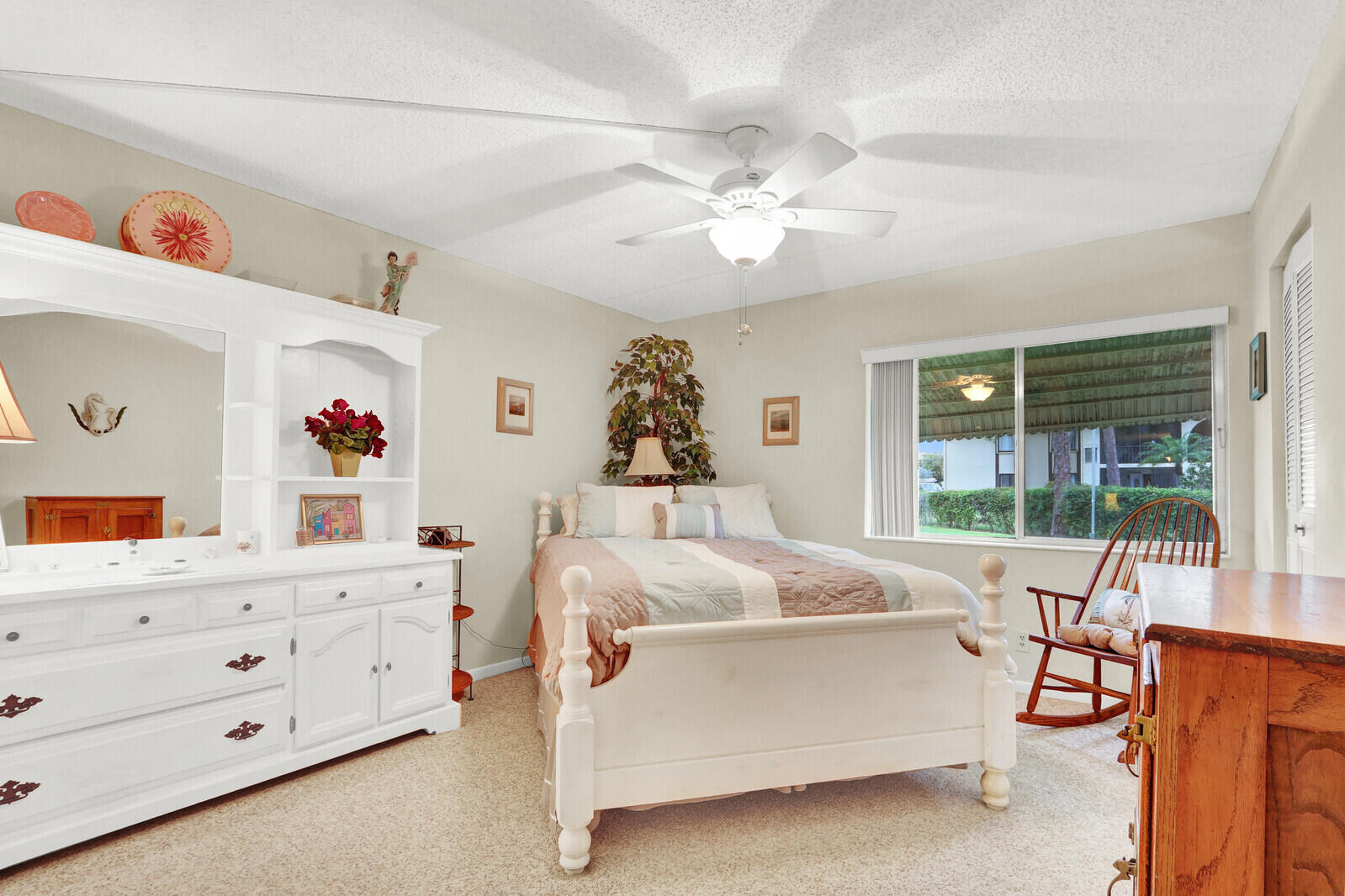 338 Knotty Pine Circle D-1 Property Photo 11