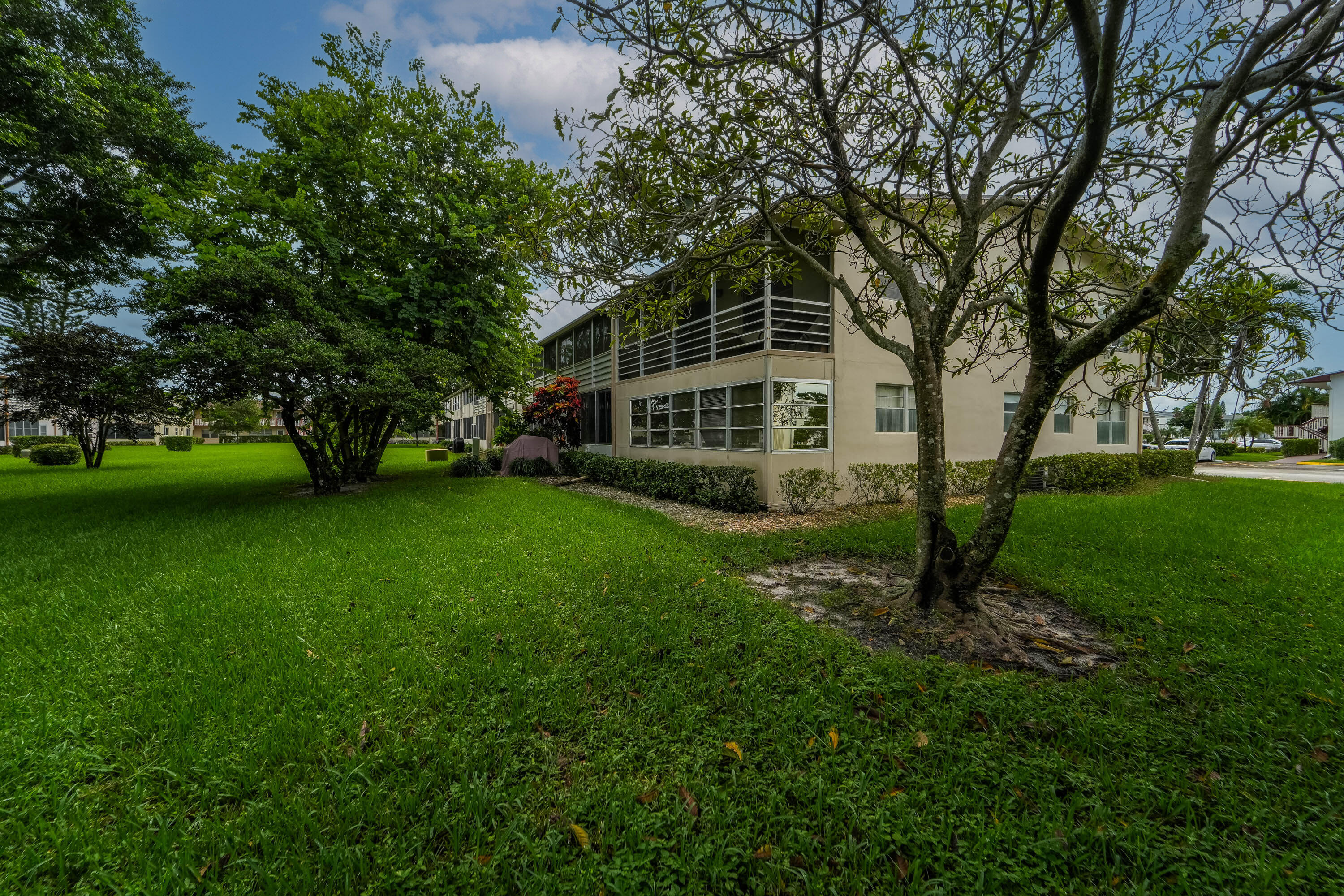 173 Kent J Property Photo 3