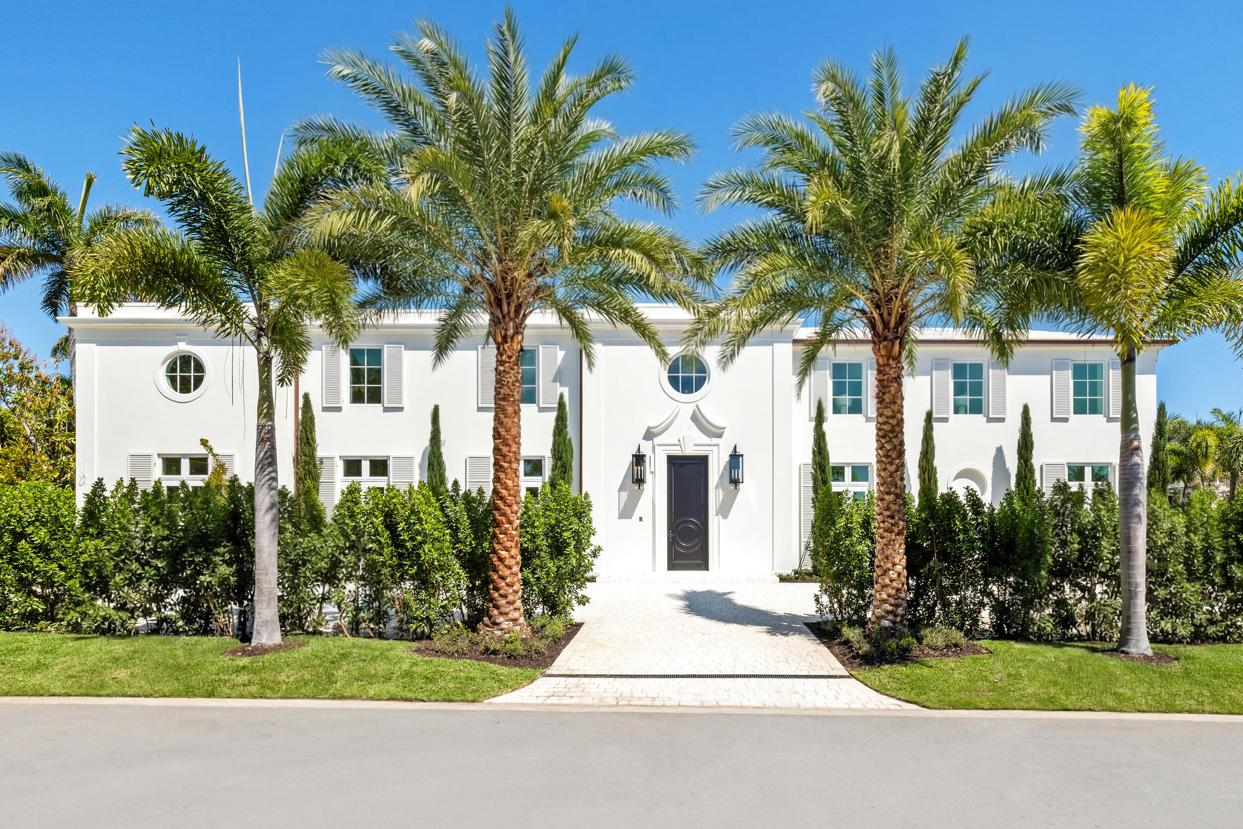 301 Plantation Road Property Photo 1