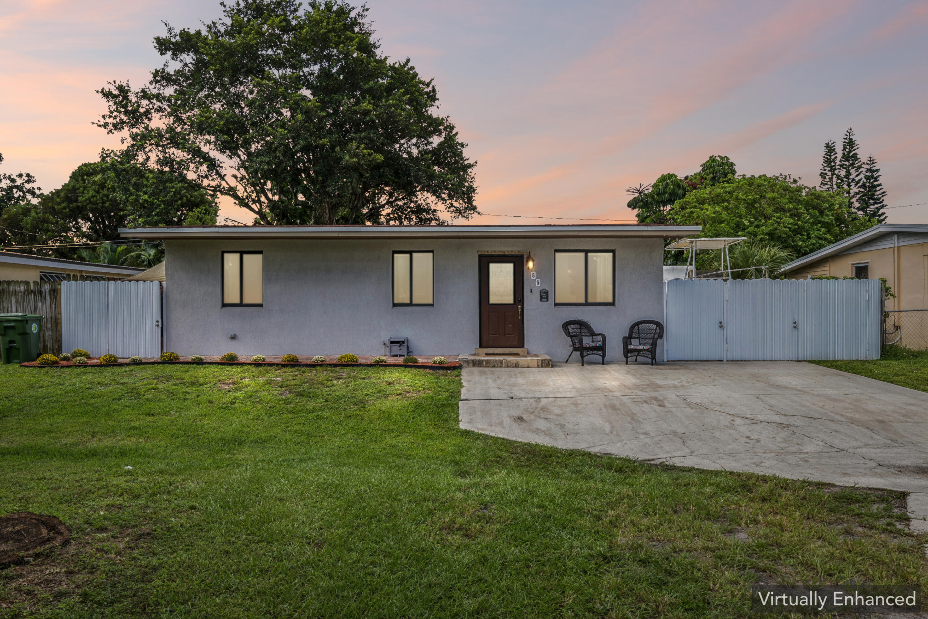55 Davis Road Property Photo 1