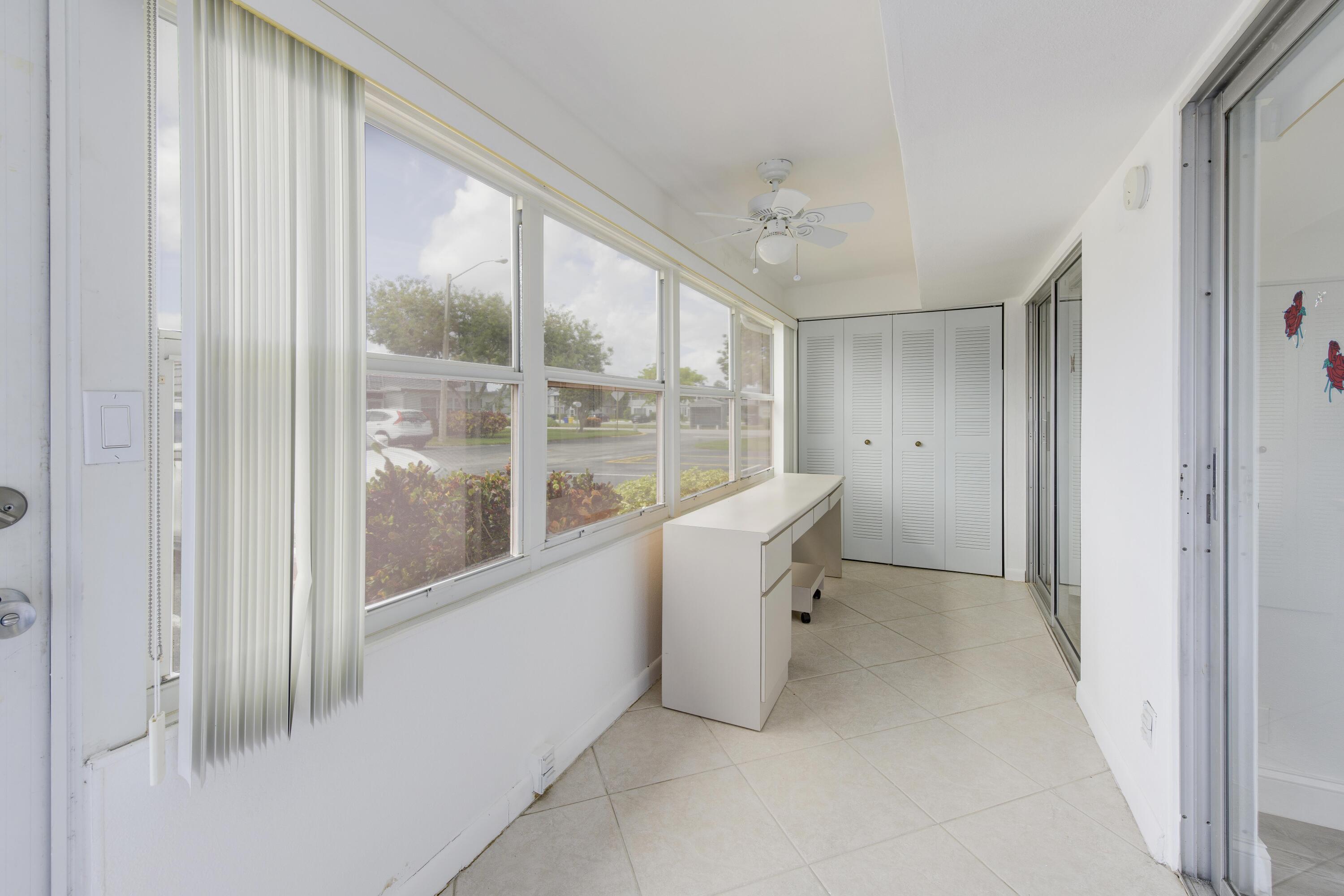 189 Valencia H Property Photo 15