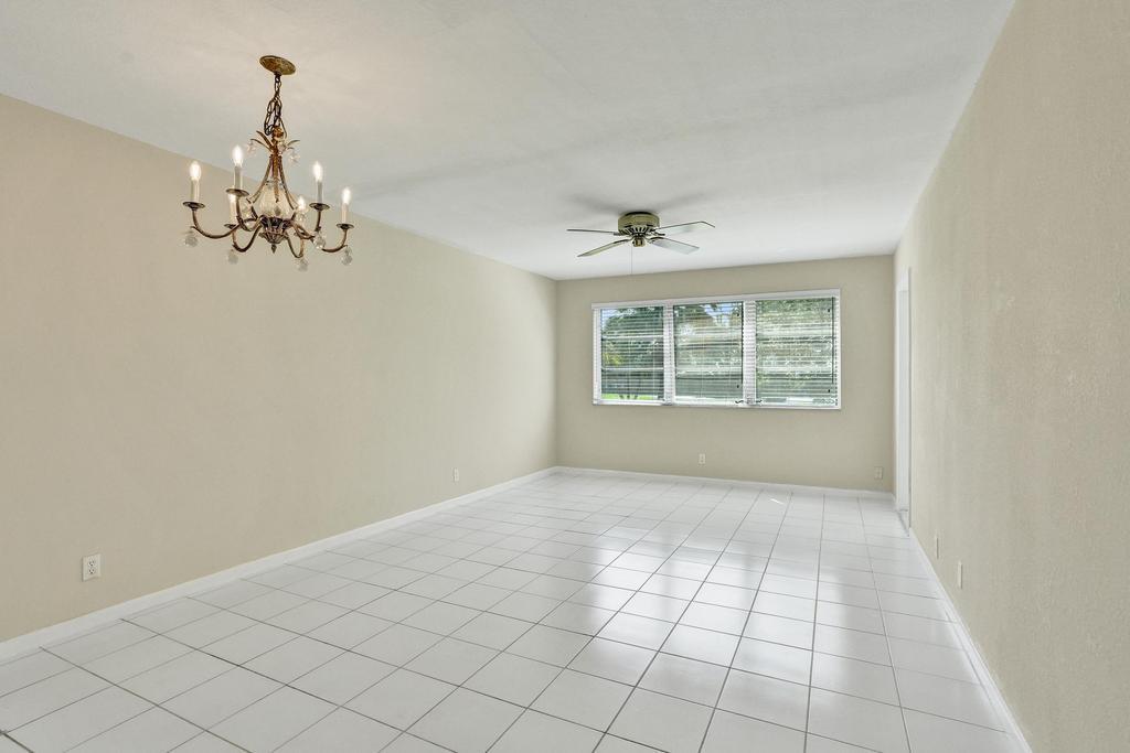 2200 Park Lane Unit 111 Property Photo 8
