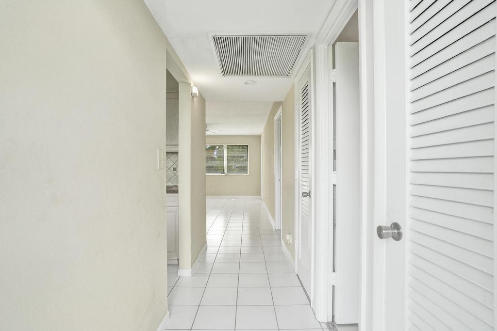 2200 Park Lane Unit 111 Property Photo 12