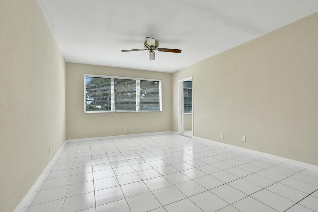 2200 Park Lane Unit 111 Property Photo 14