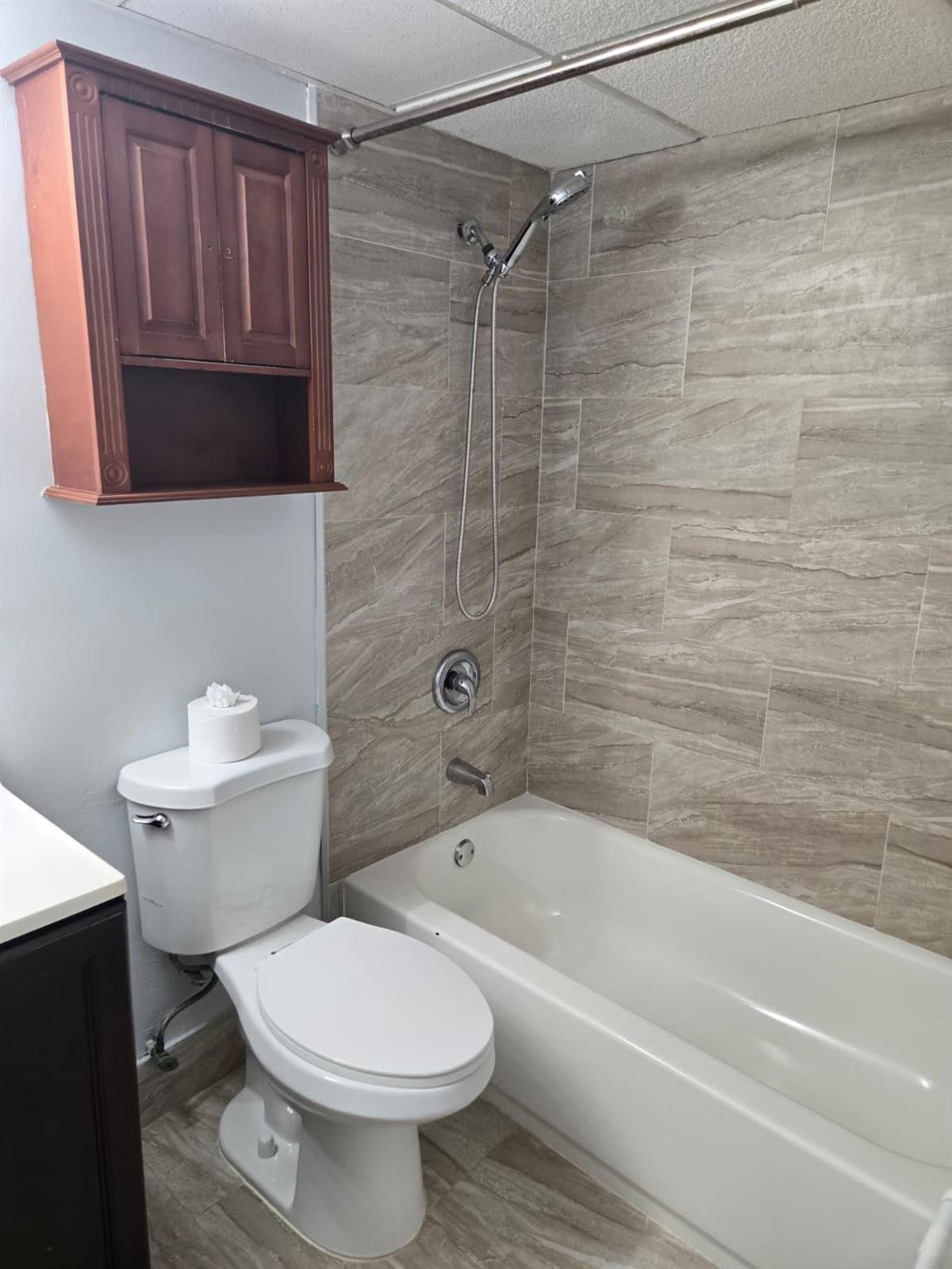 8001 Fairview Drive 104 Property Photo 18