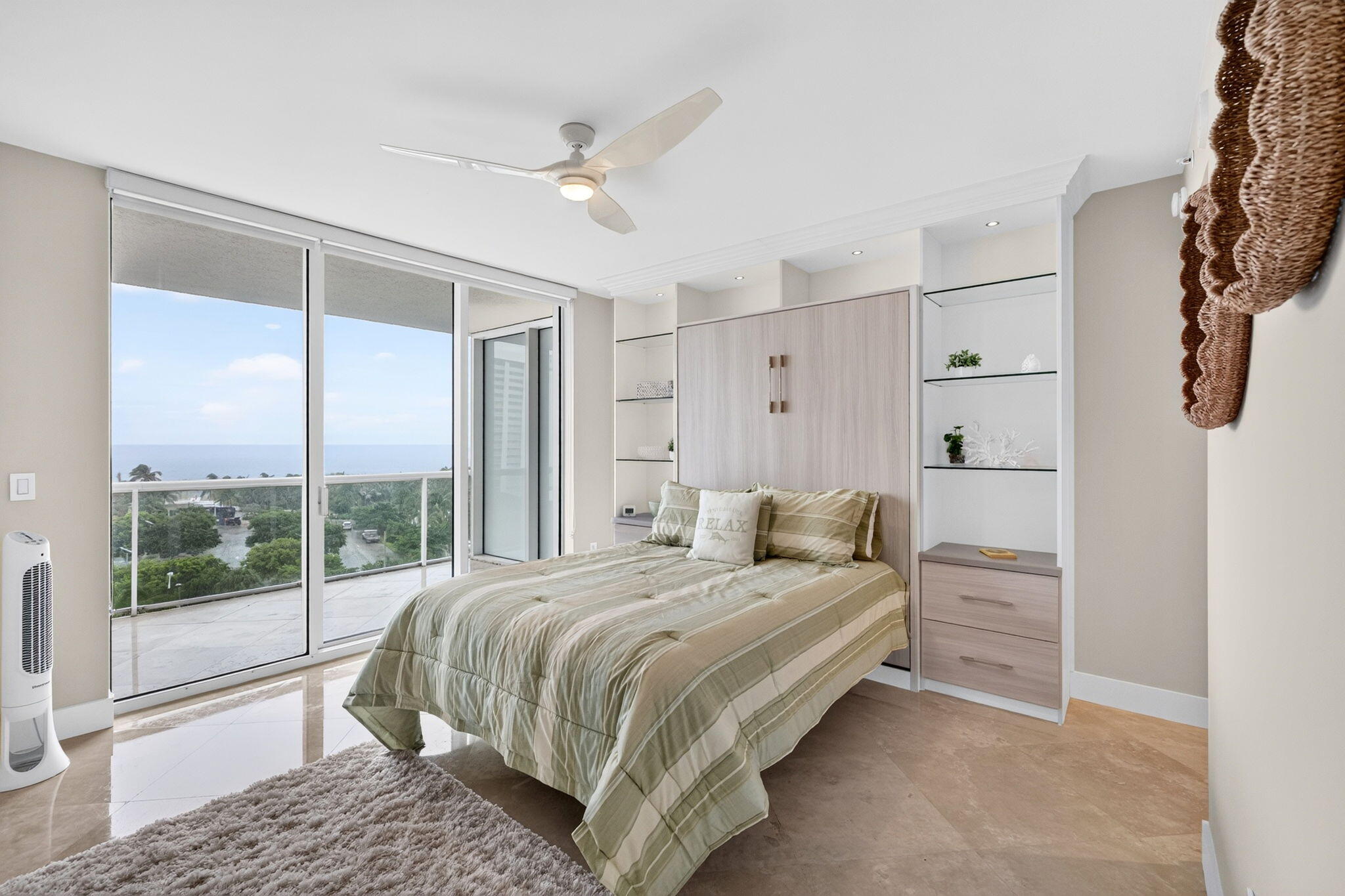 1 N Ocean Boulevard 602 Property Photo 17