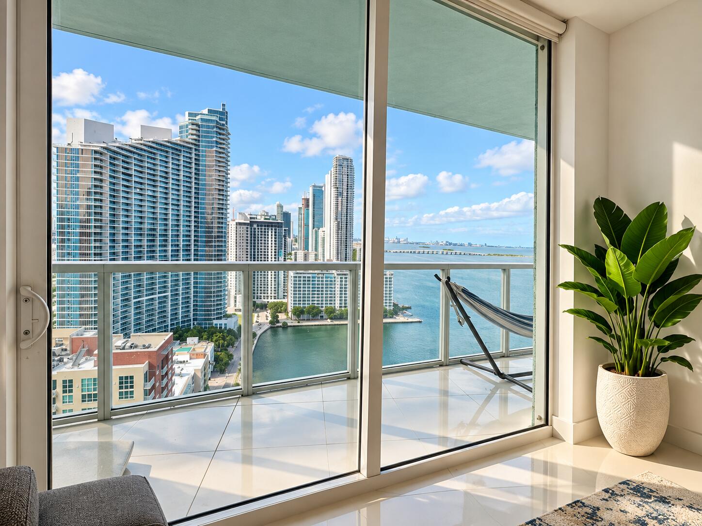 1900 N Bayshore Drive 2604 Property Photo 5