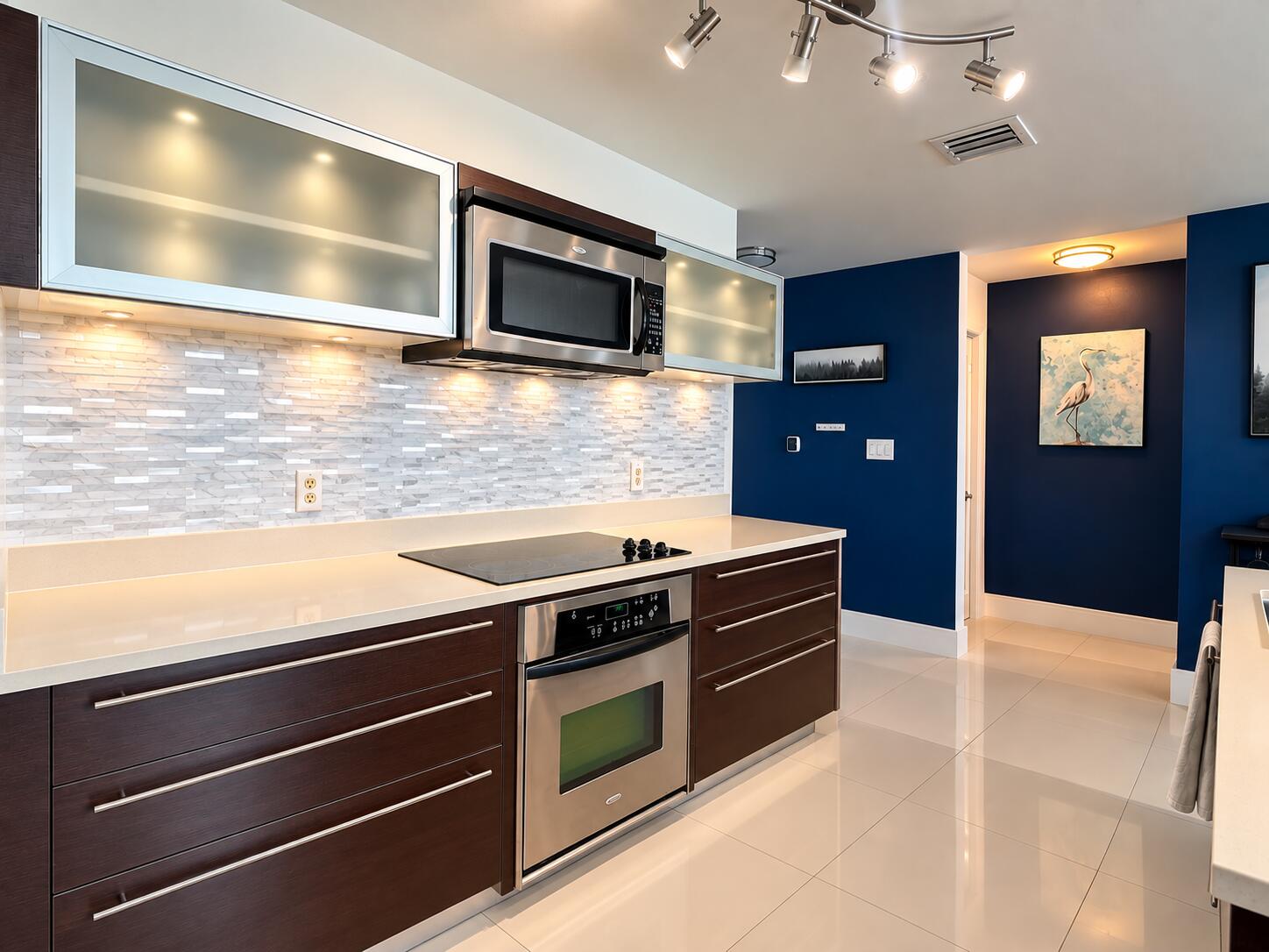 1900 N Bayshore Drive 2604 Property Photo 18