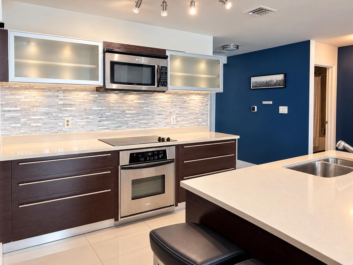 1900 N Bayshore Drive 2604 Property Photo 20