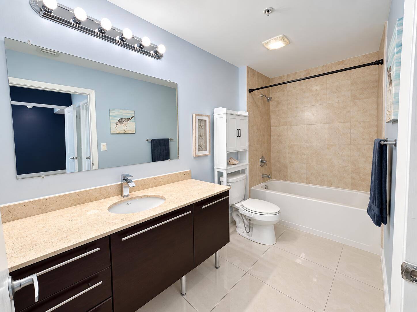1900 N Bayshore Drive 2604 Property Photo 27