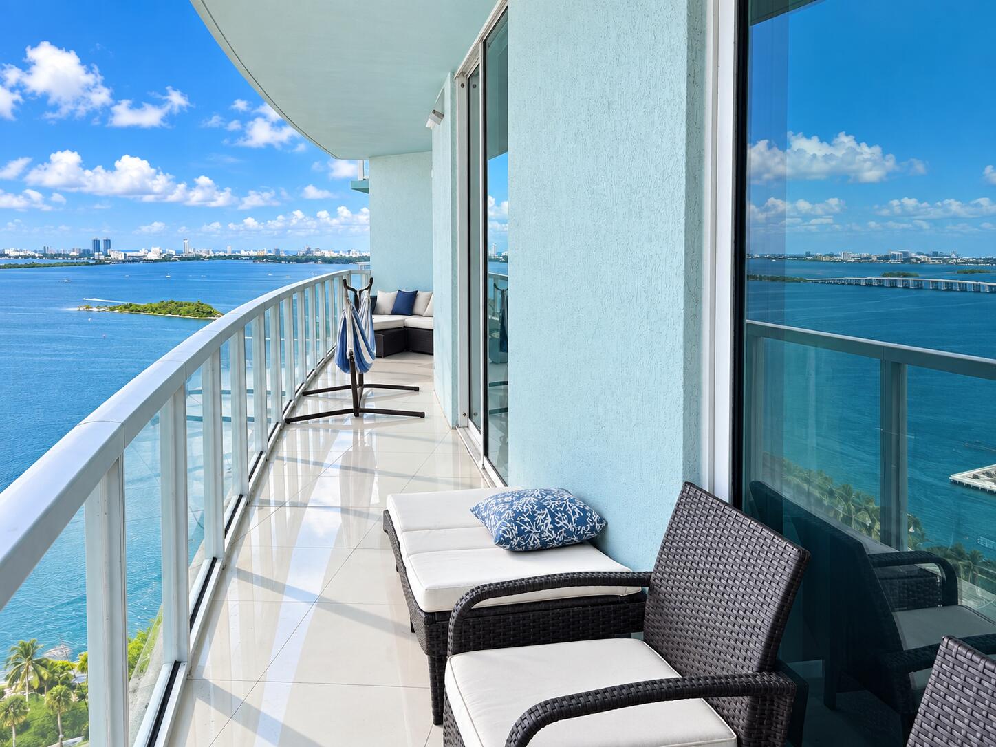 1900 N Bayshore Drive 2604 Property Photo 32