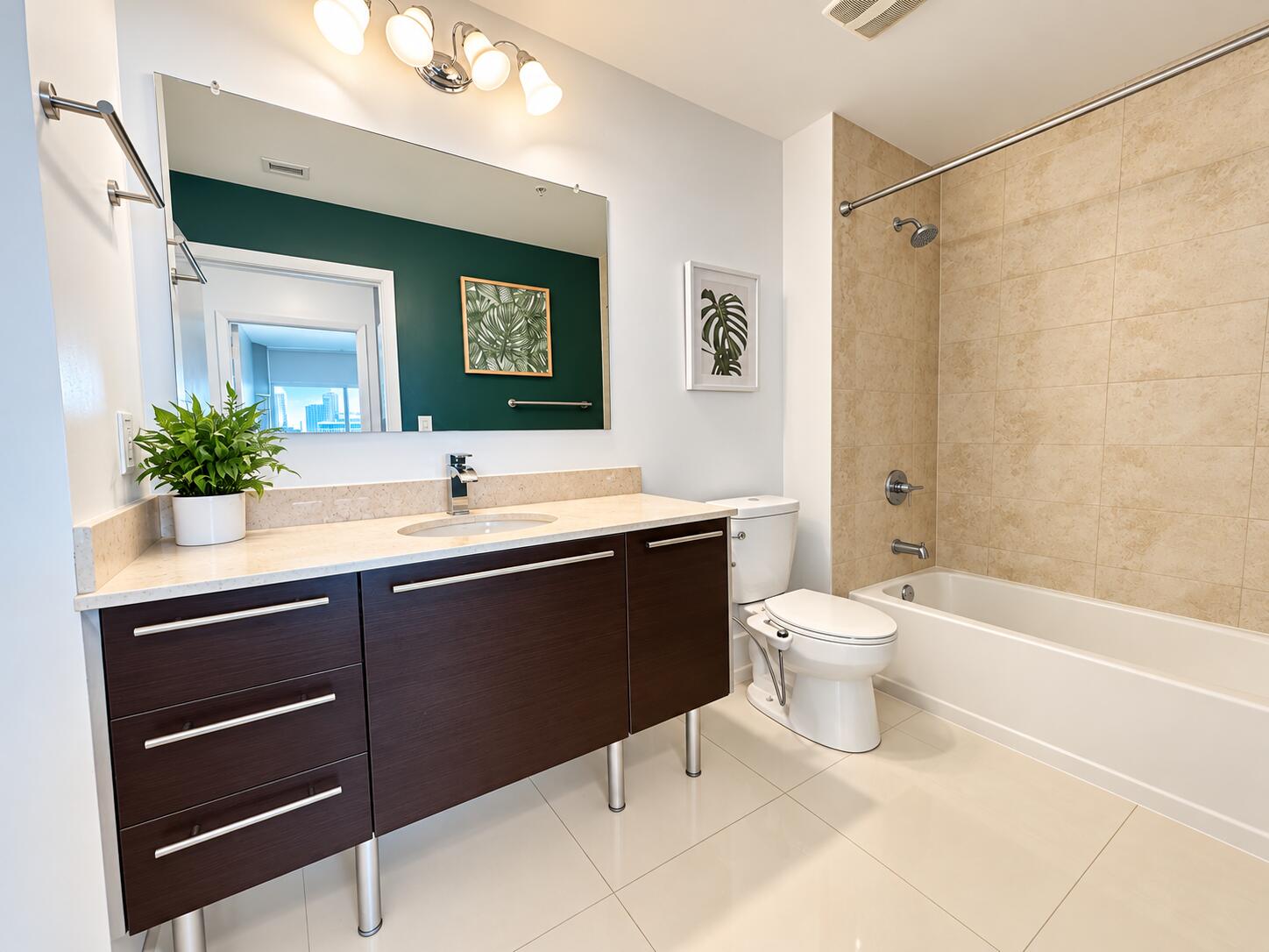 1900 N Bayshore Drive 2604 Property Photo 34
