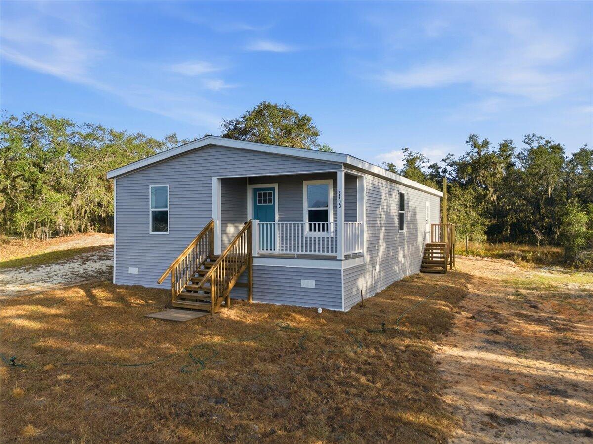 8400 Breeze Hill Drive Property Photo 1