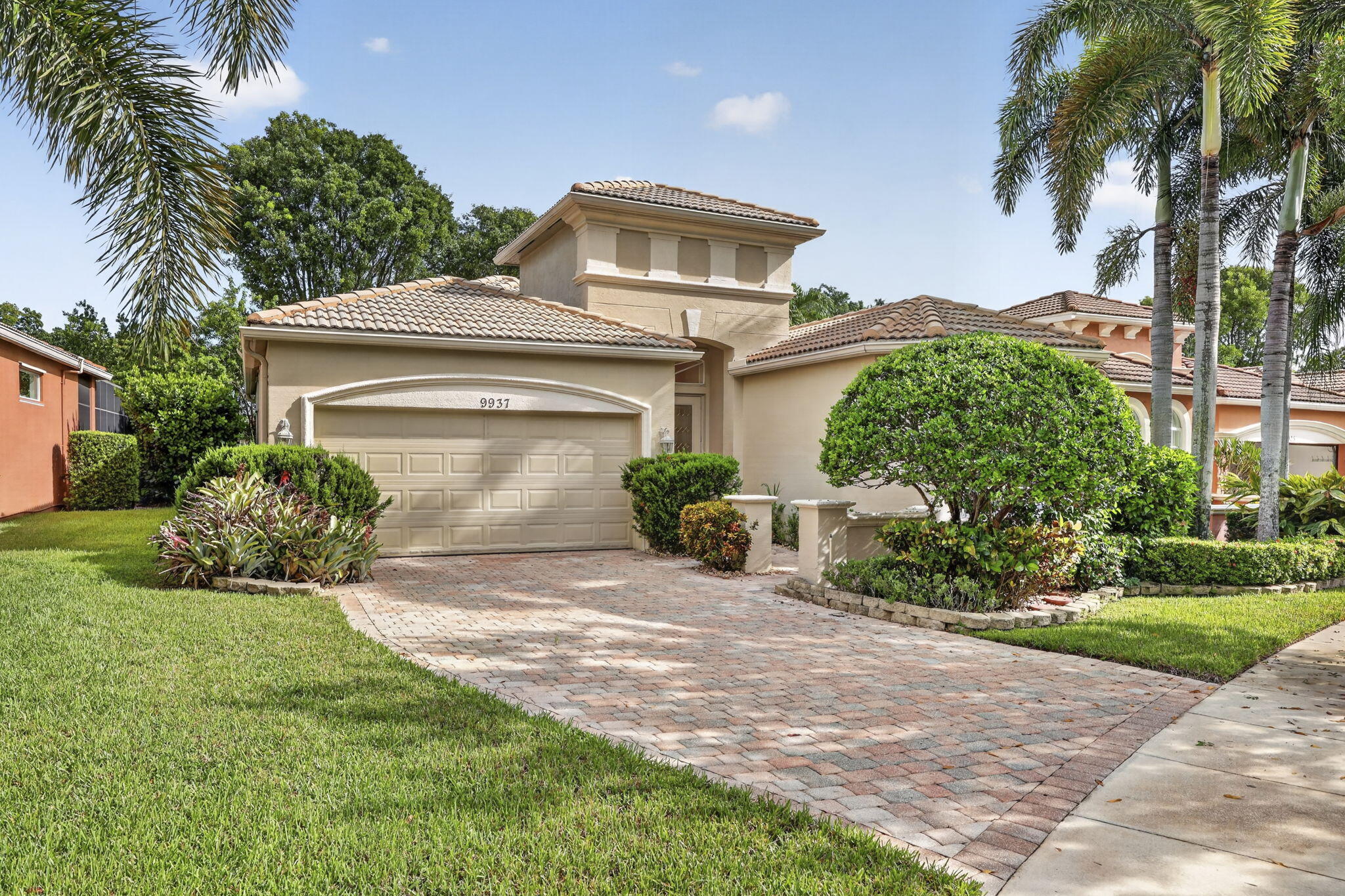 9937 Via Elegante Property Photo 1