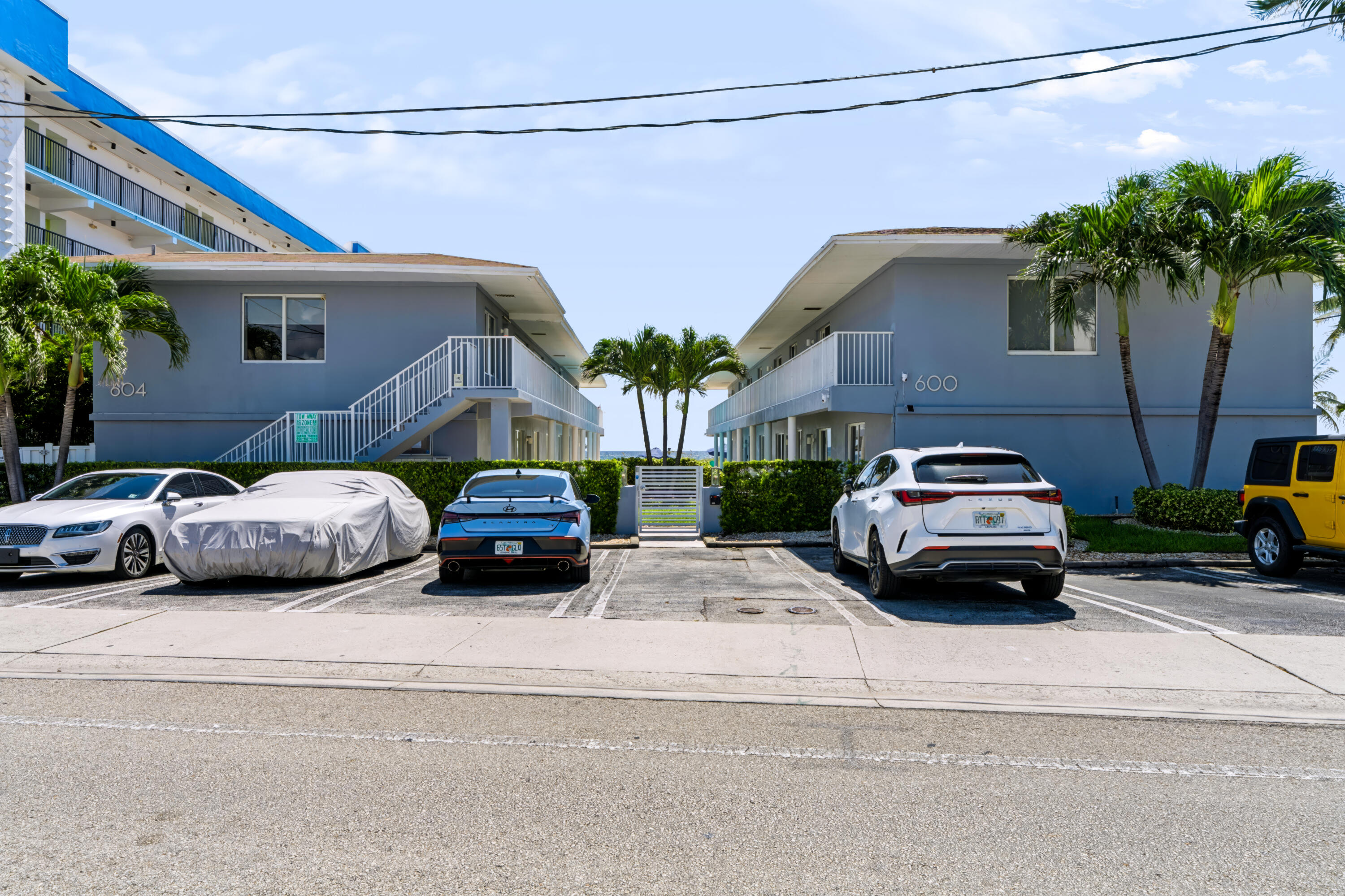 604 N OCEAN Boulevard 3B