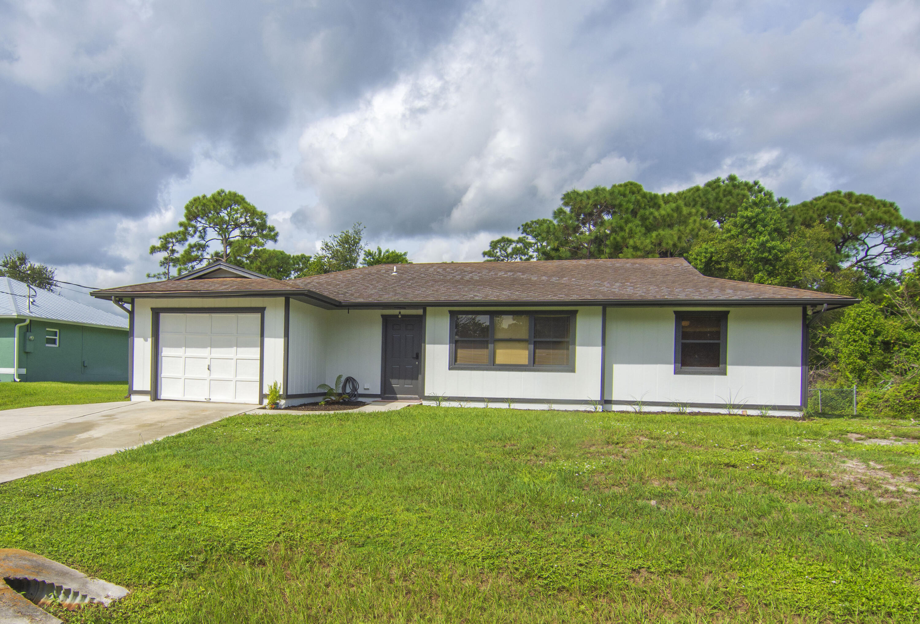 5717 BIRCH Drive Property Photo 1