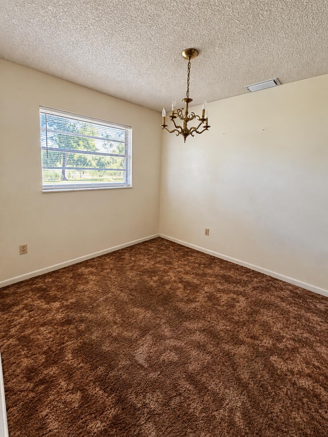 208 Nw 13th Street Property Photo 6