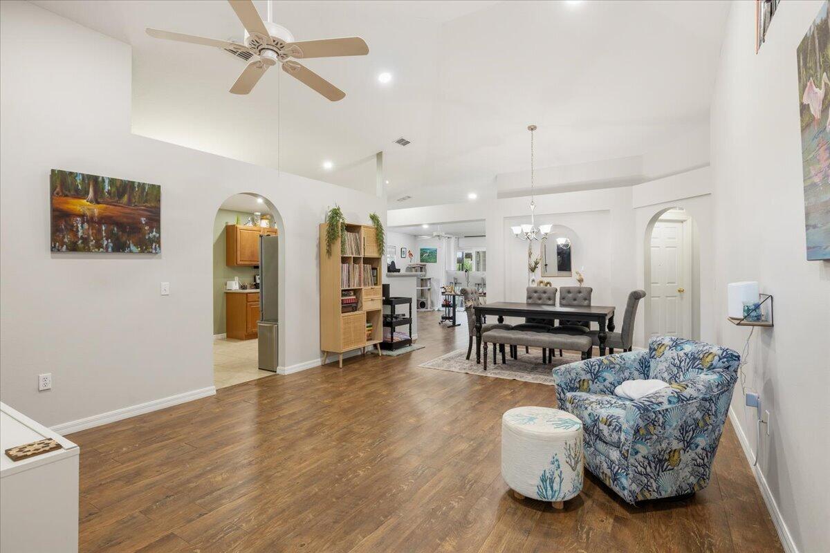 8080 Westfield Circle Property Photo 3