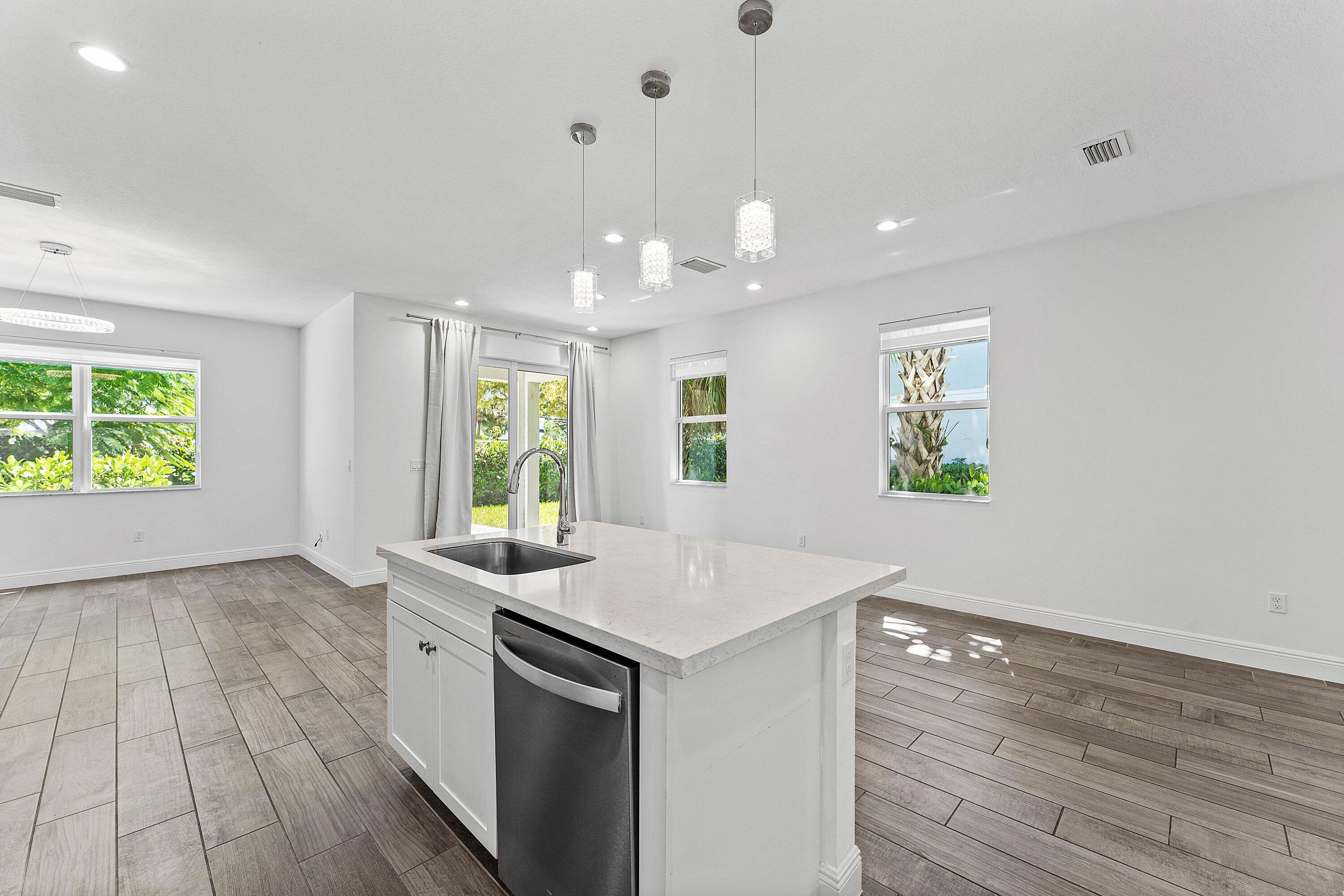 562 Parsons Way Property Photo 11