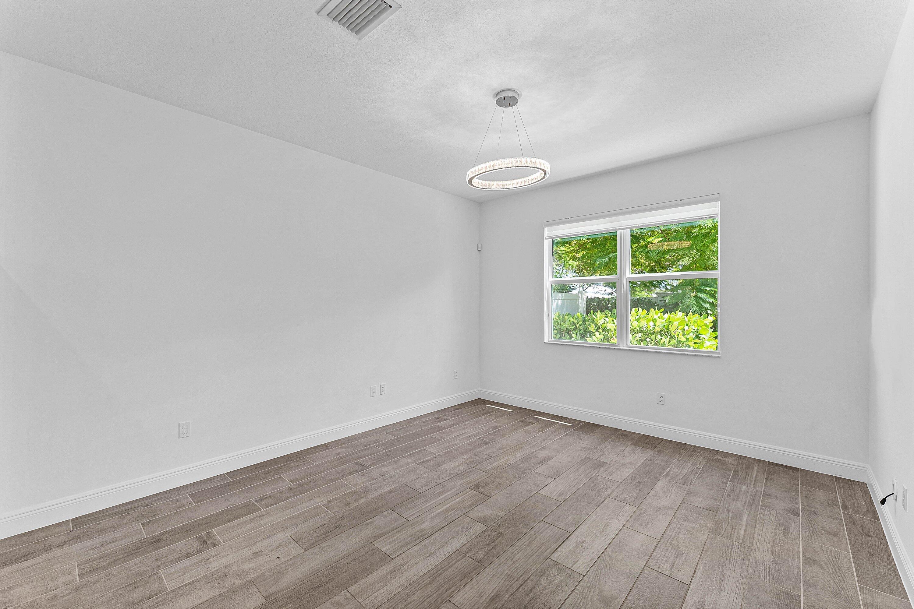 562 Parsons Way Property Photo 15